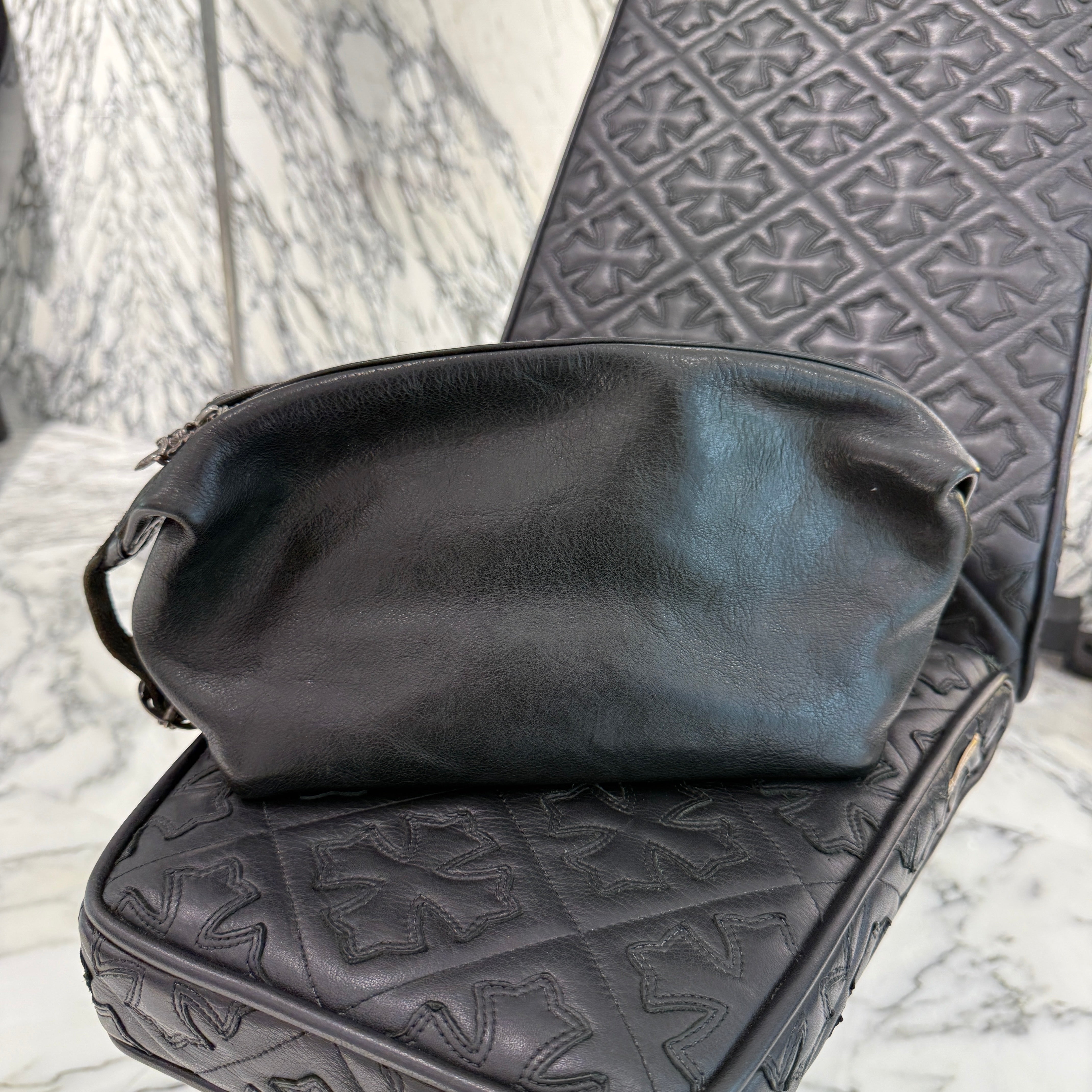 CHROME HEARTS Large Cross Leather Shaving Bag クロムハーツ ラージクロス レザーシェービングバッグ