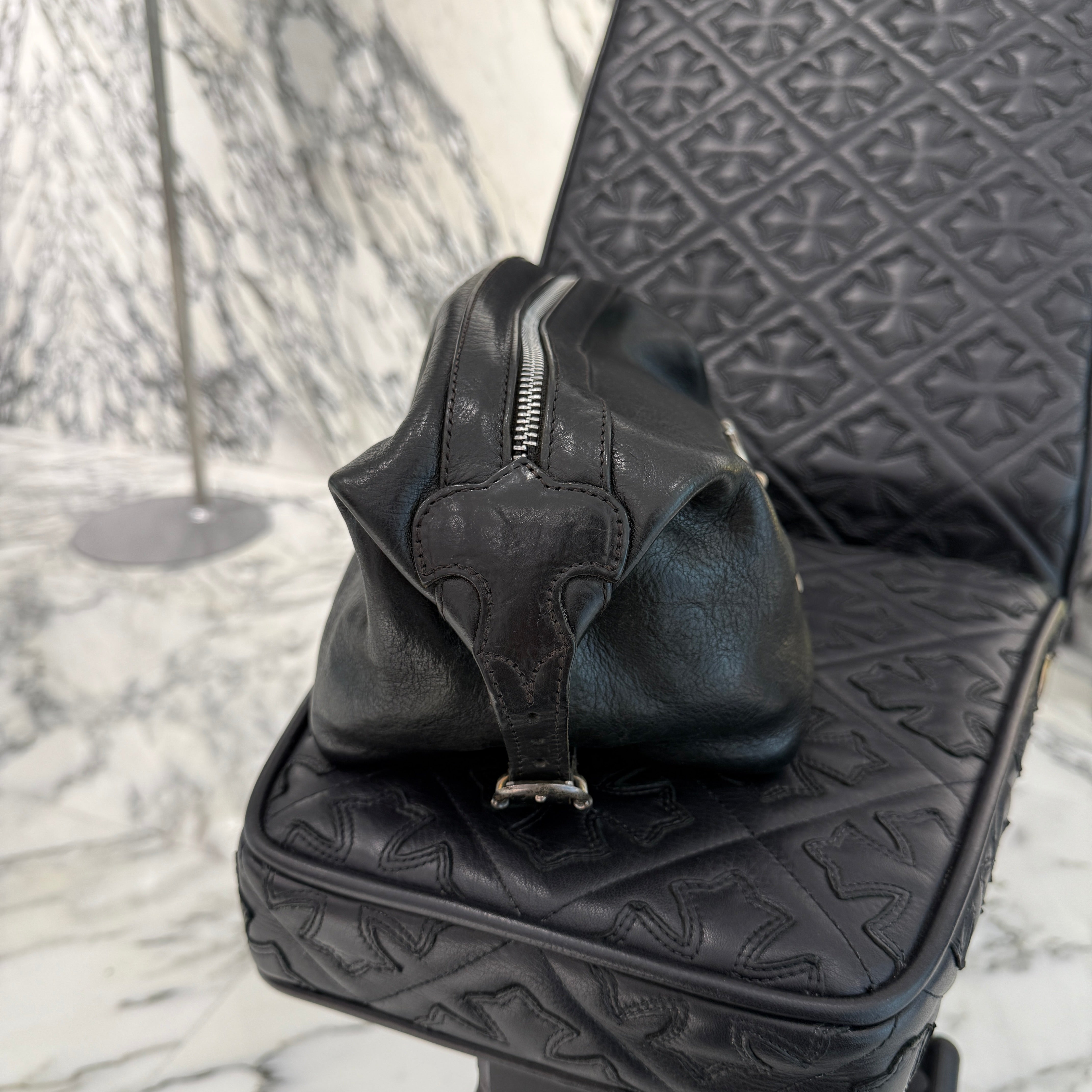 CHROME HEARTS Large Cross Leather Shaving Bag クロムハーツ ラージクロス レザーシェービングバッグ