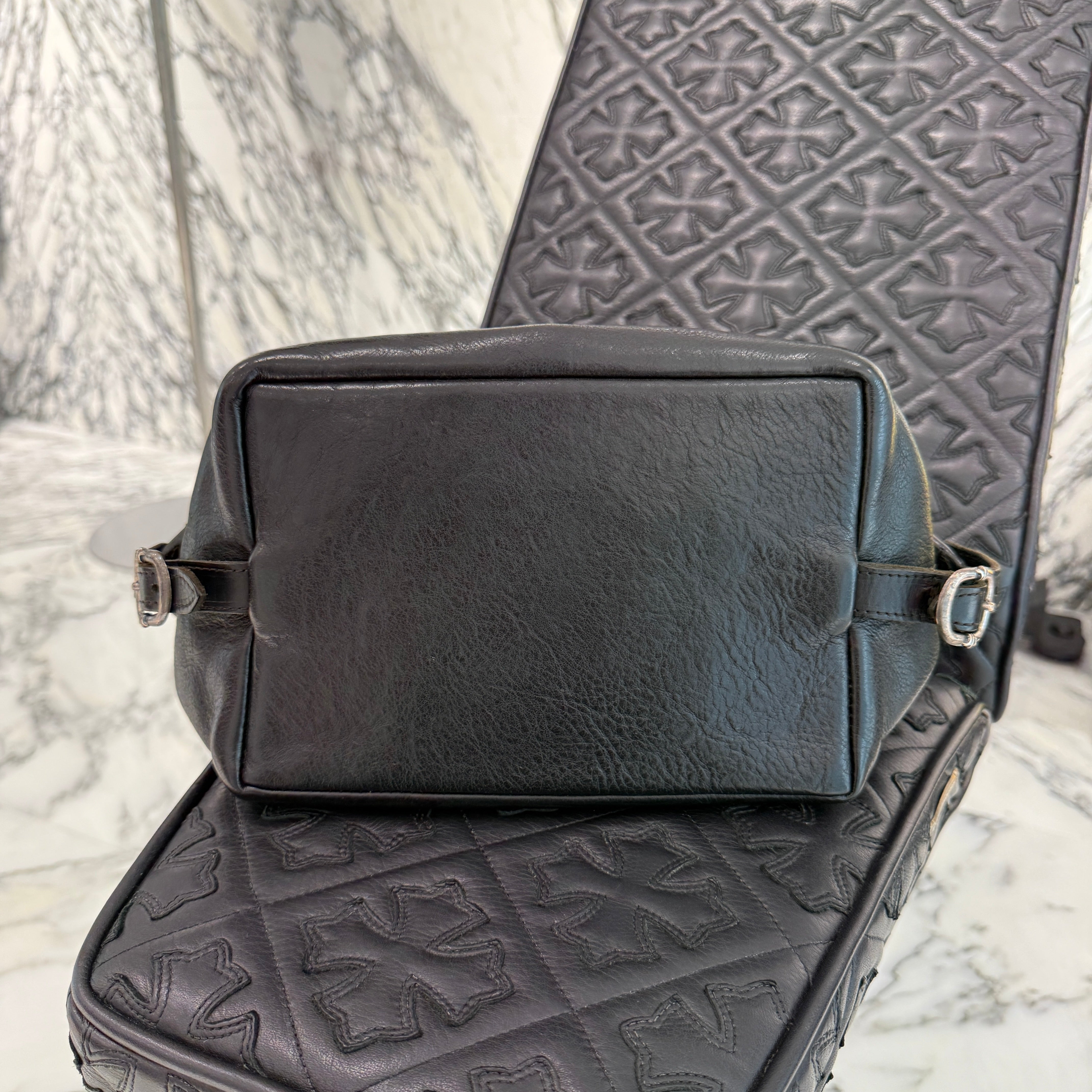 CHROME HEARTS Large Cross Leather Shaving Bag クロムハーツ ラージクロス レザーシェービングバッグ