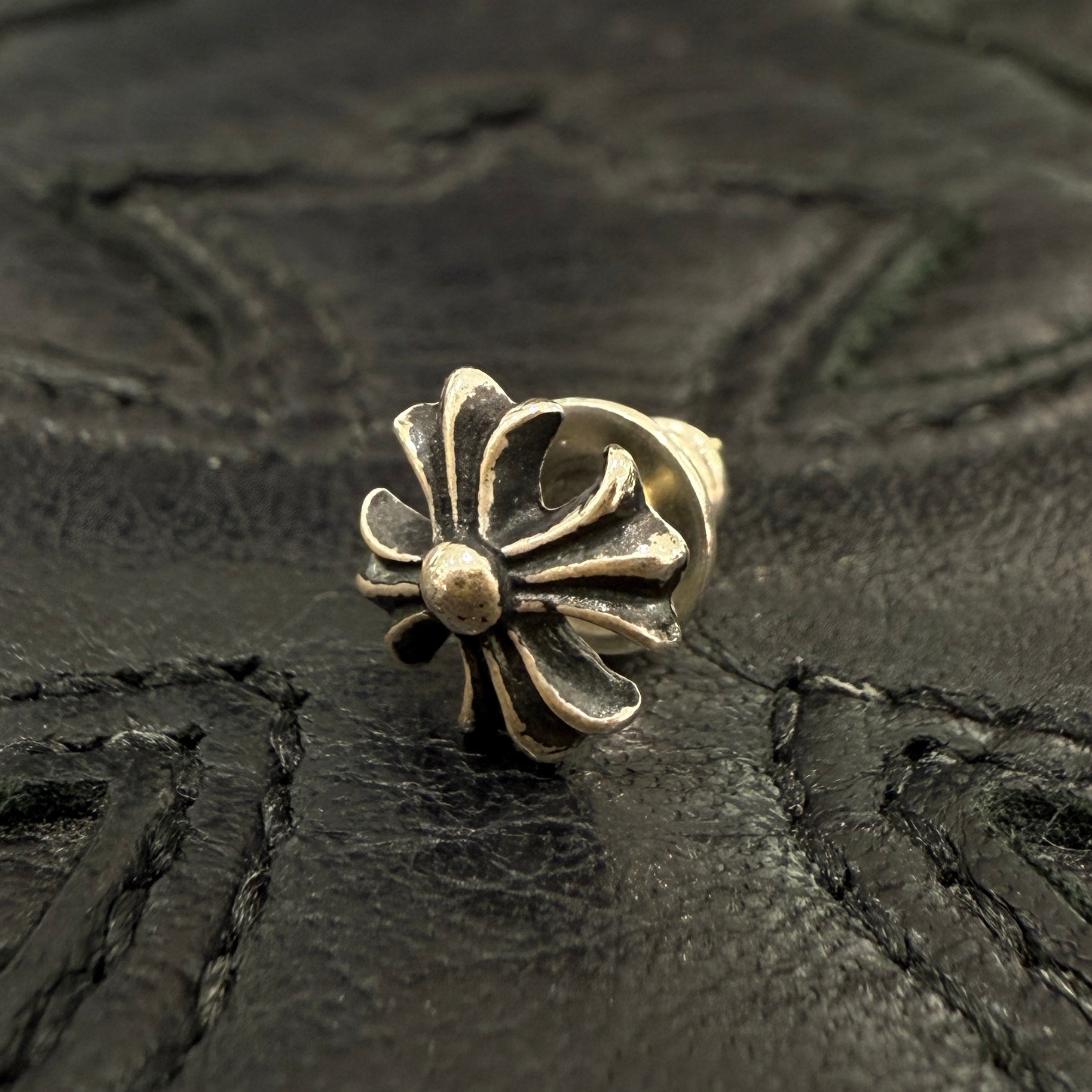 CHROME HEARTS CH Plus Cross Stud Earring クロムハーツ CHプラス