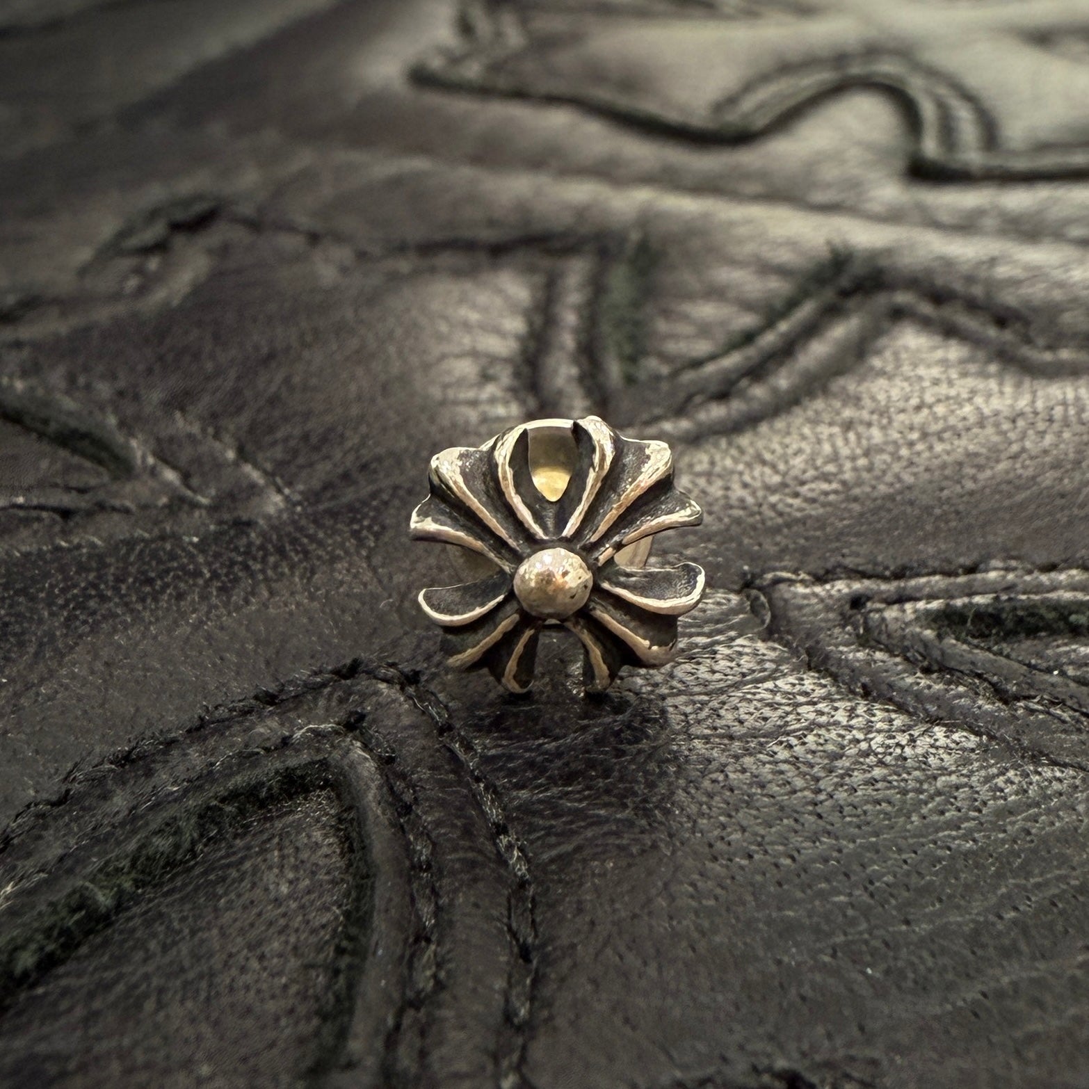 CHROME HEARTS CH Plus Cross Stud Earring クロムハーツ CHプラス クロス スタッズ イヤリング ピアス