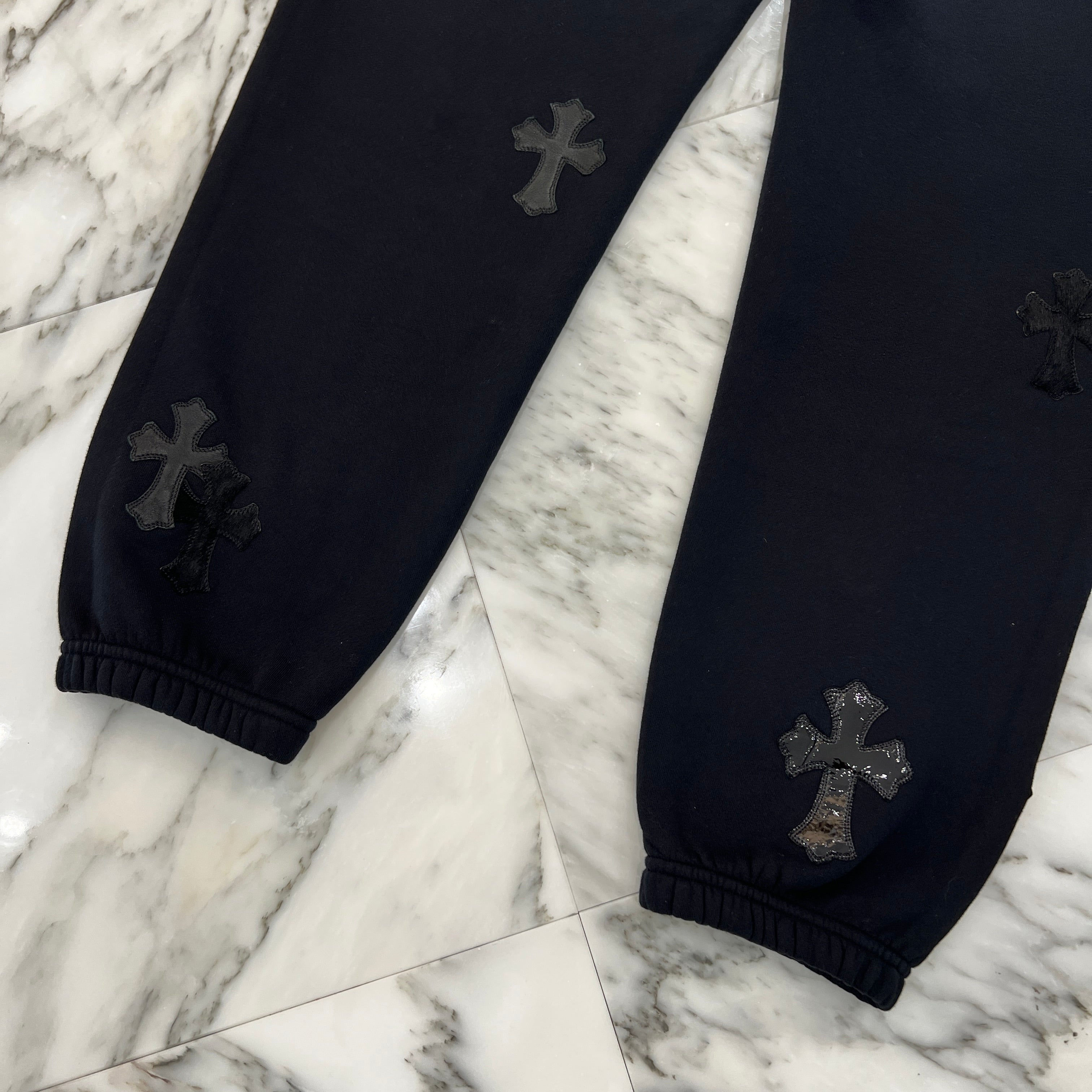 CHROME HEARTS GRP Y NOT Harako Patent Leather Cross Patch Sweat Pants Size M クロムハーツ ワイノット ハラコ パテント レザー クロスパッチ スウェットパンツ サイズM