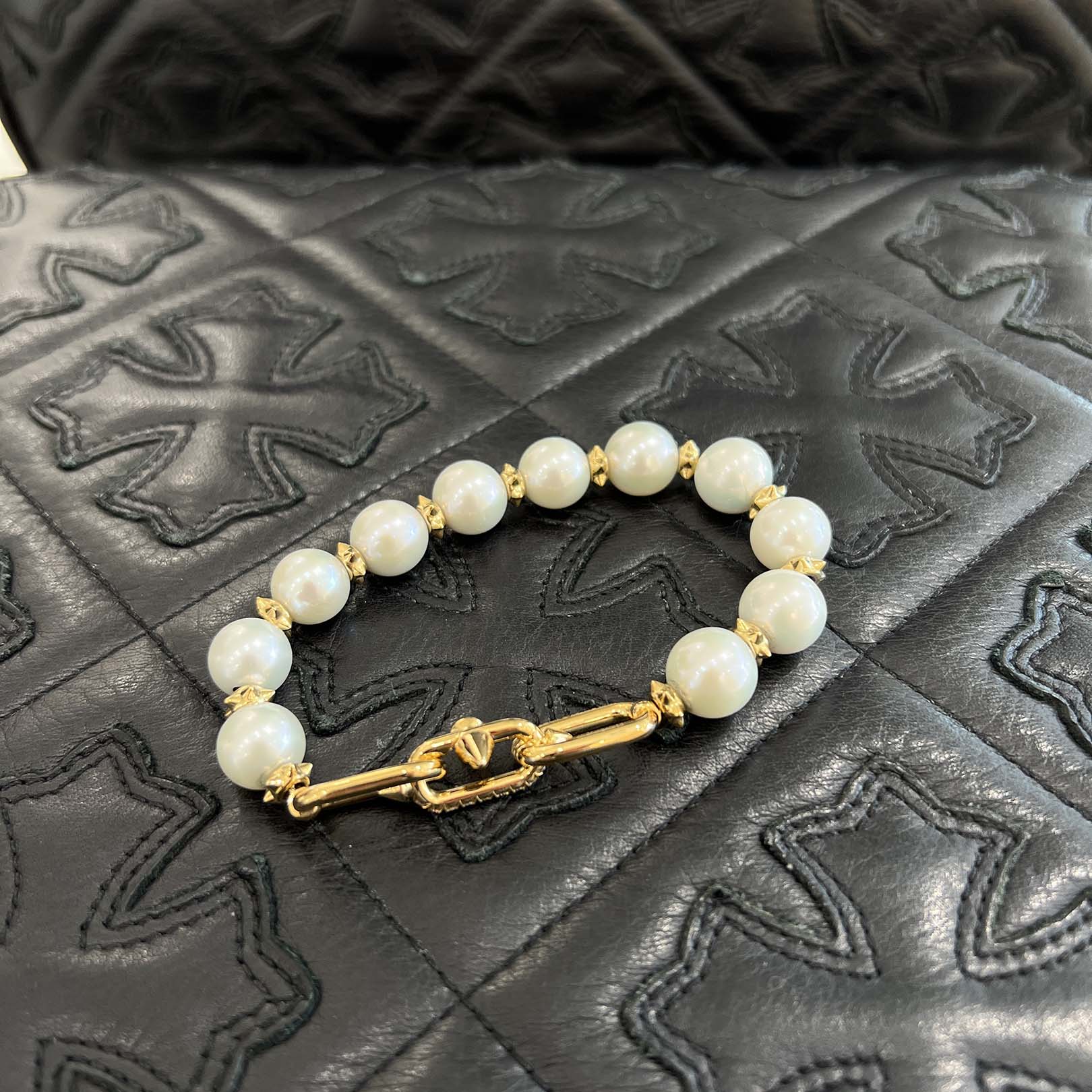 Tiffany Co. Titan by Pharrell Williams Pearl Bracelet ティファニー タイタン BY ファレル・ウィリアムス パール ブレスレット