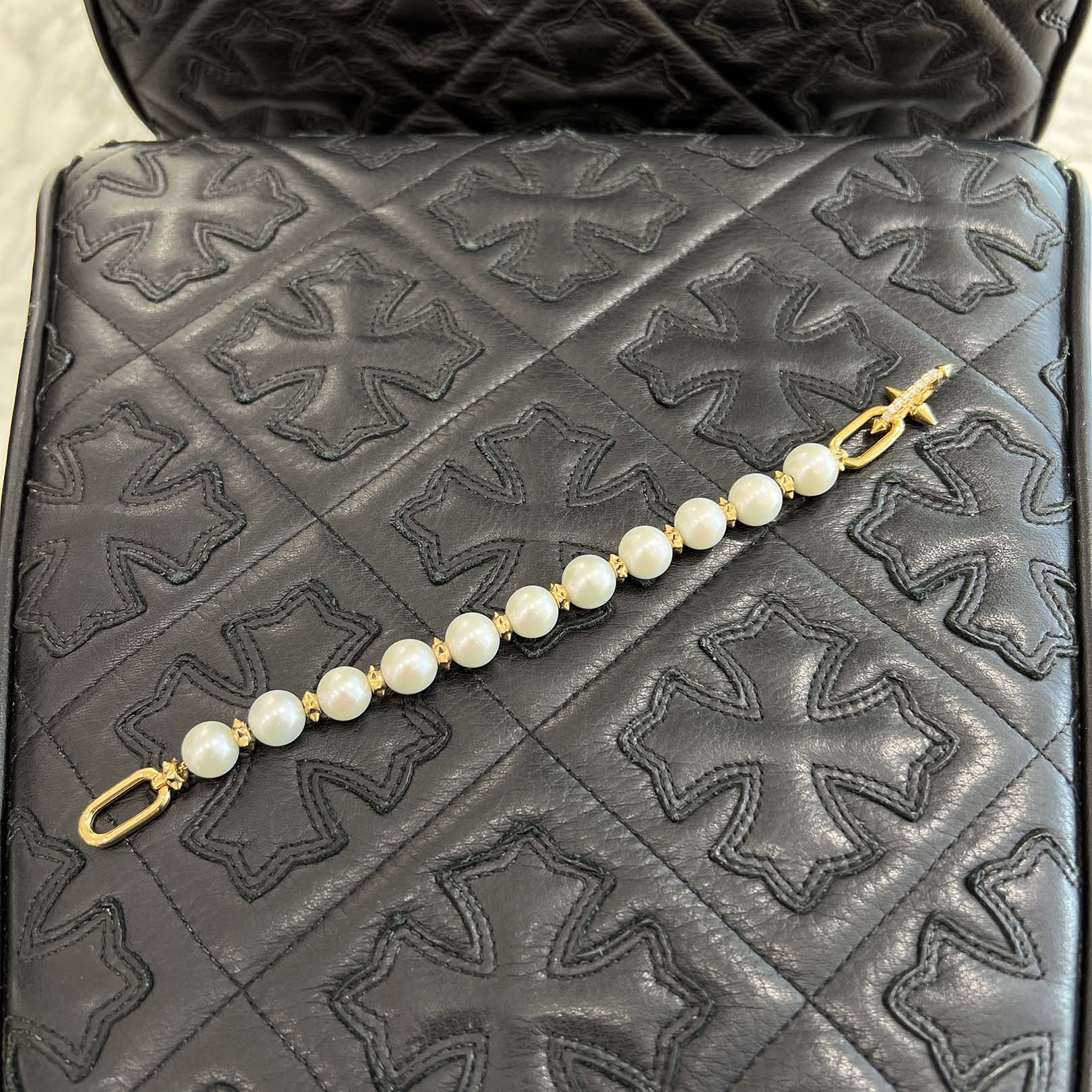 Tiffany Co. Titan by Pharrell Williams Pearl Bracelet ティファニー タイタン BY ファレル・ウィリアムス パール ブレスレット