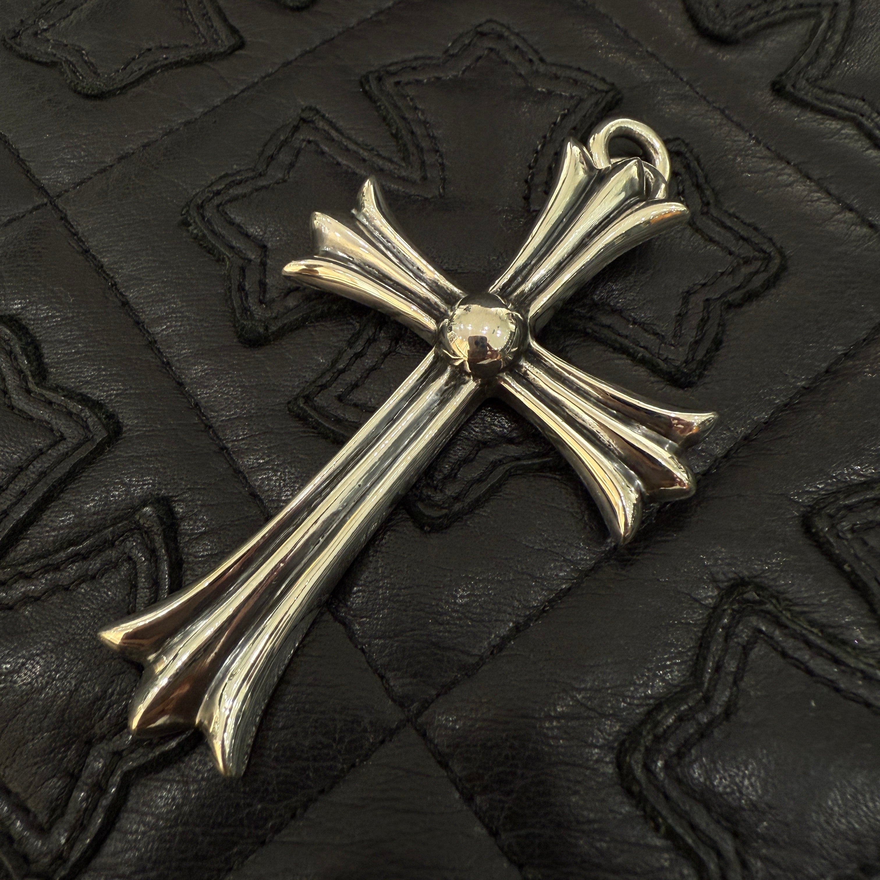 CHROME HEARTS Large Cross Pendant Top クロムハーツ ラージクロス