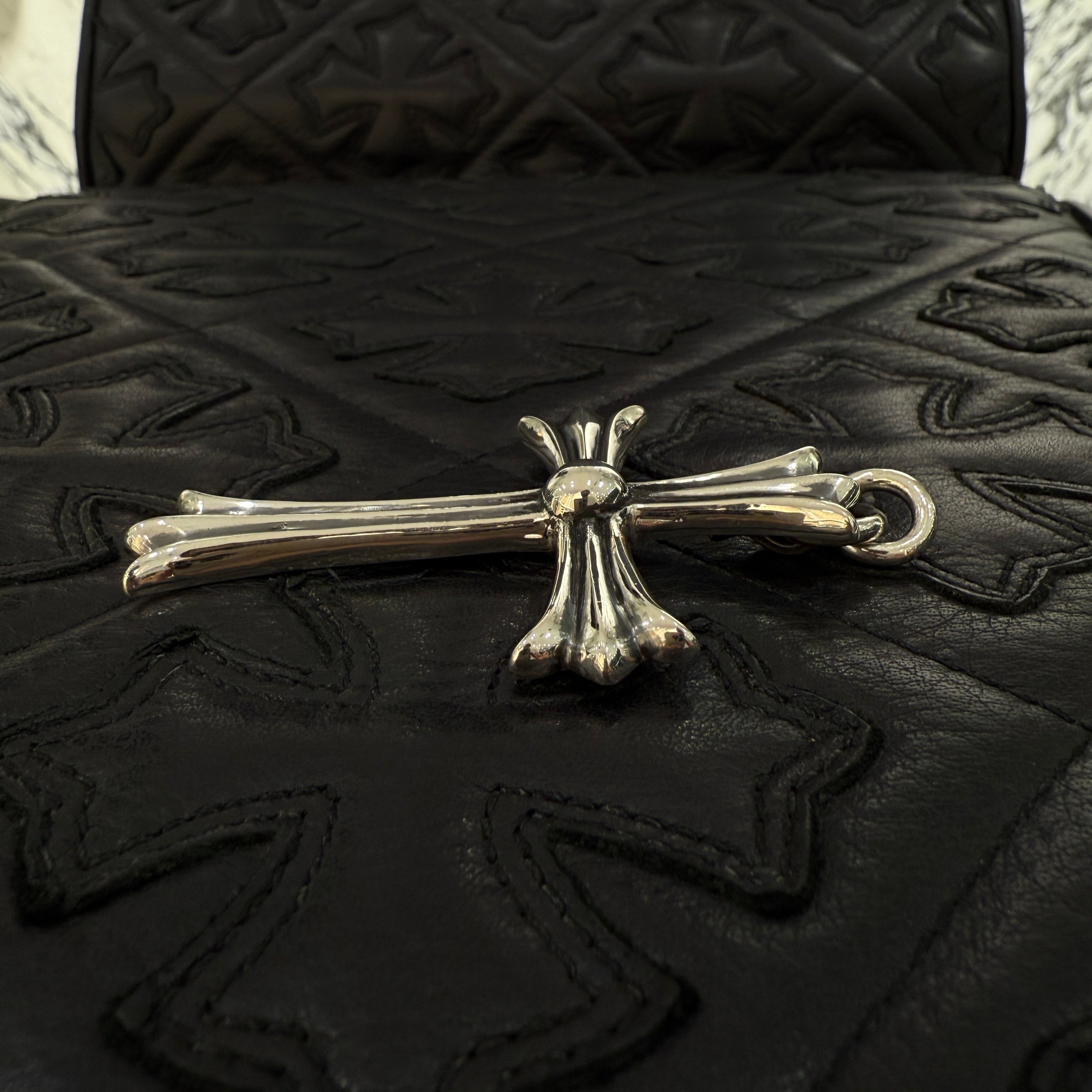 CHROME HEARTS Large Cross Pendant Top クロムハーツ ラージクロス ペンダントトップ