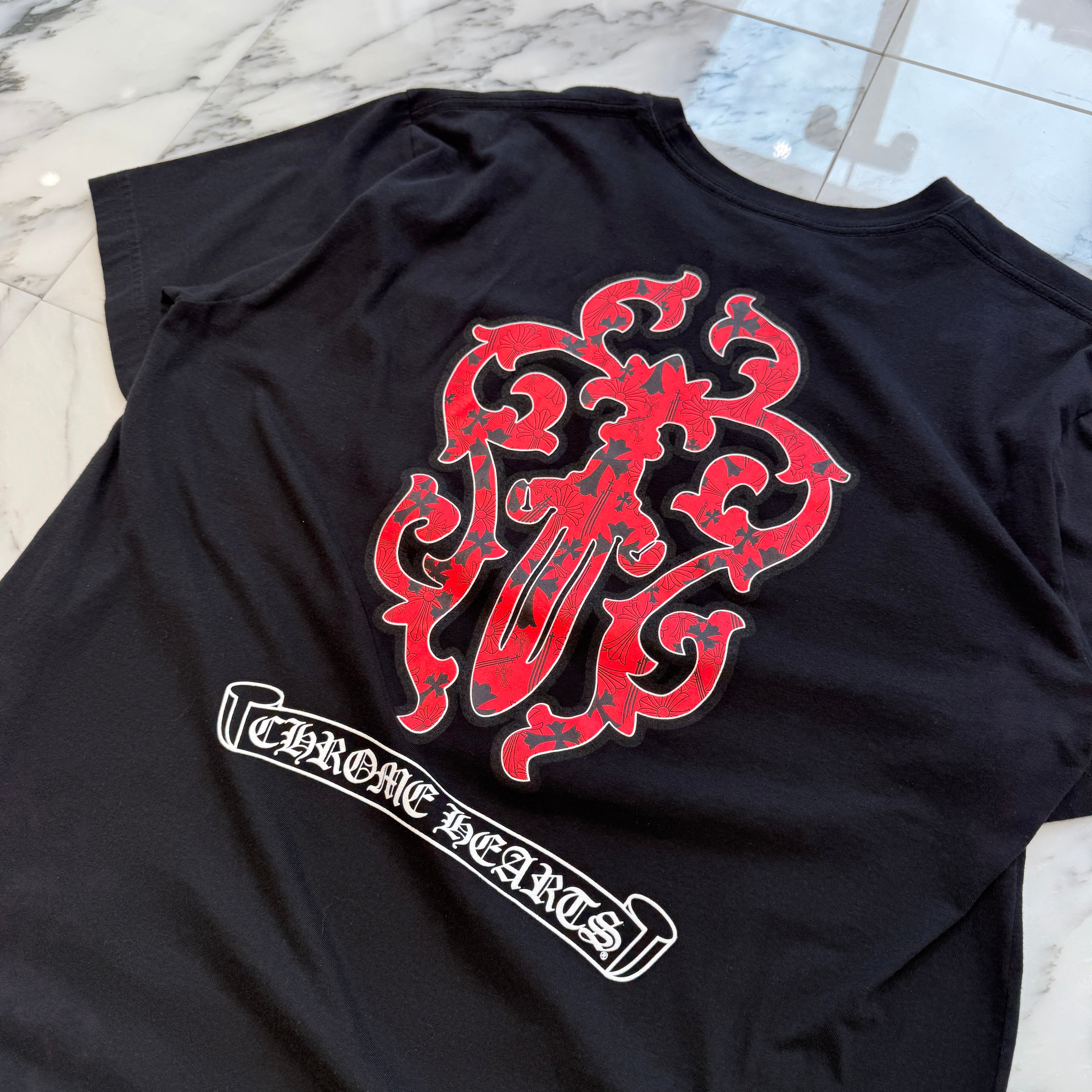 CHROME HEARTS Multi Logo Red Vine Dagger Tee Size L クロムハーツ マルチロゴ総柄 レッド ヴァインダガー Tシャツ サイズL