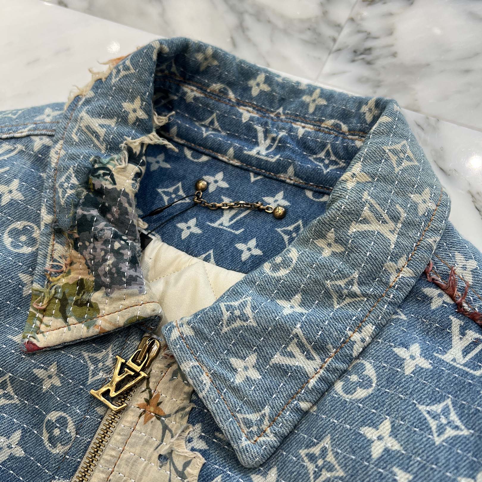 LOUIS VUITTON 2022AW Destroyed Workwear Denim Jacket HNA90W Size 52 ルイヴィトン デストロイド ワークウェア デニムジャケット サイズ52