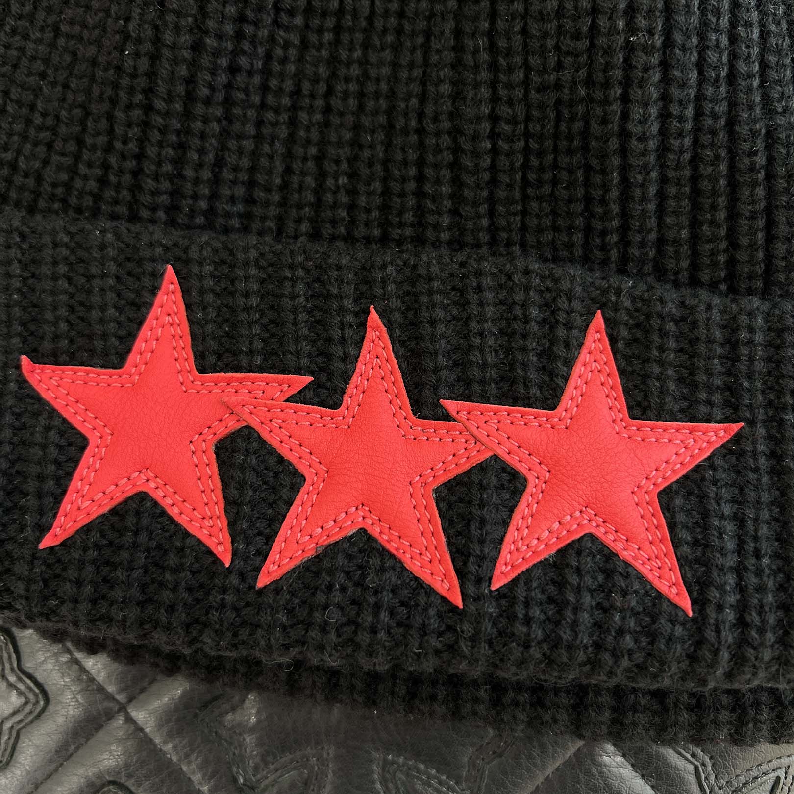 CHROME HEARTS 3 Star Leather Patch Cashmere Knit Beanie Size ONE SIZE (53-60) クロムハーツ 3スター レザーパッチ カシミア ニットビーニー サイズONE SIZE (53-60)