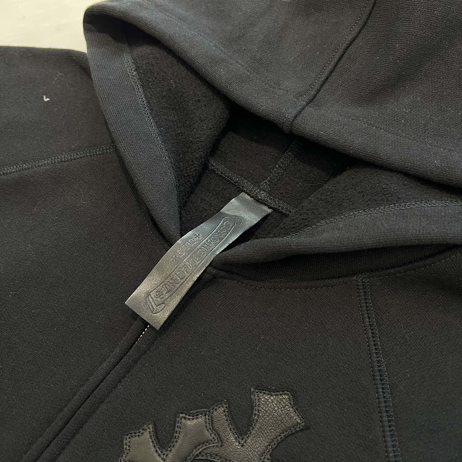 CHROME HEARTS Y NOT Cemetery Cross Leather Patch Zip Up Hoodie Size XL クロムハーツ ワイノット セメタリークロスレザーパッチ ジップアップ フーディー サイズXL