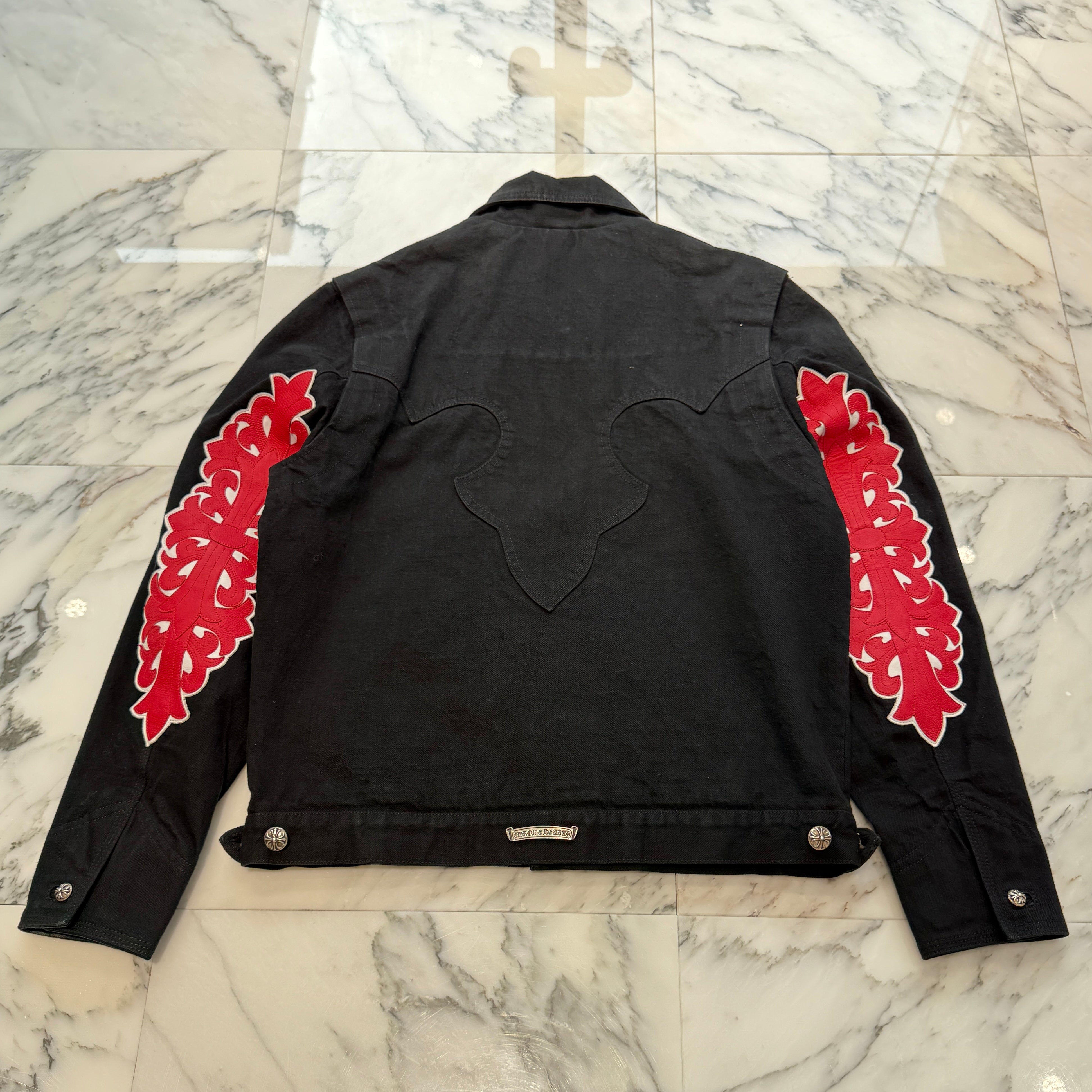 CHROME HEARTS Floral Cross Leather Patch Flare Knee Sleeve Denim Jacket Size M クロムハーツ フローラルクロス レザーパッチ フレアニー スリーブ デニムジャケット サイズM