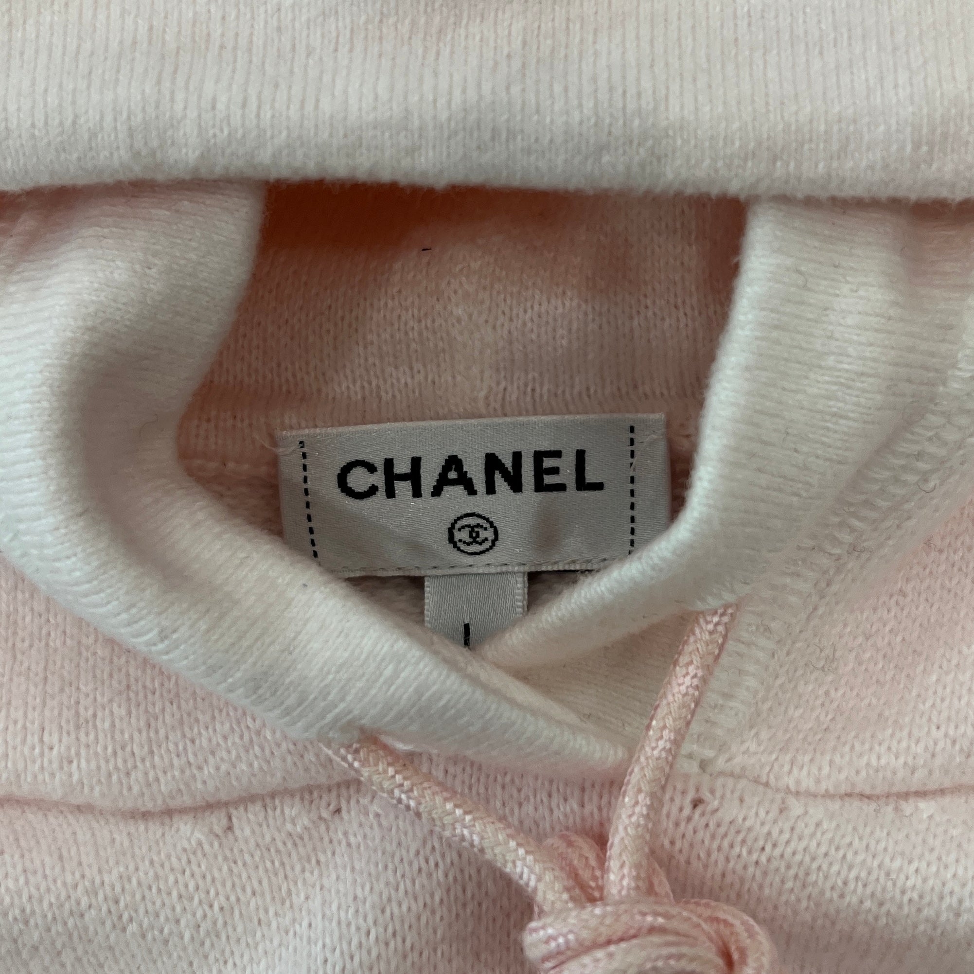 CHANEL Coco Mark Embroidery Gradient Cotton Pullover Hoodie P76494K10994 Size L シャネル ココマーク刺繍 グラデーション コットンプルオーバーフーディ プルオーバーパーカー サイズL