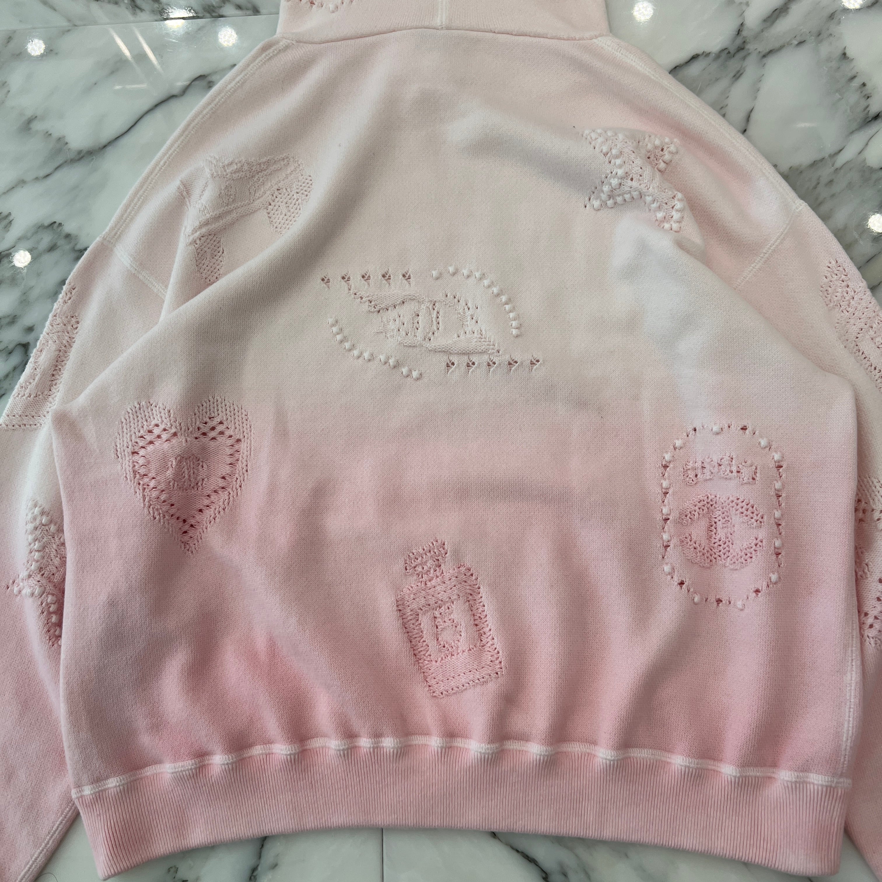 CHANEL Coco Mark Embroidery Gradient Cotton Pullover Hoodie P76494K10994 Size L シャネル ココマーク刺繍 グラデーション コットンプルオーバーフーディ プルオーバーパーカー サイズL