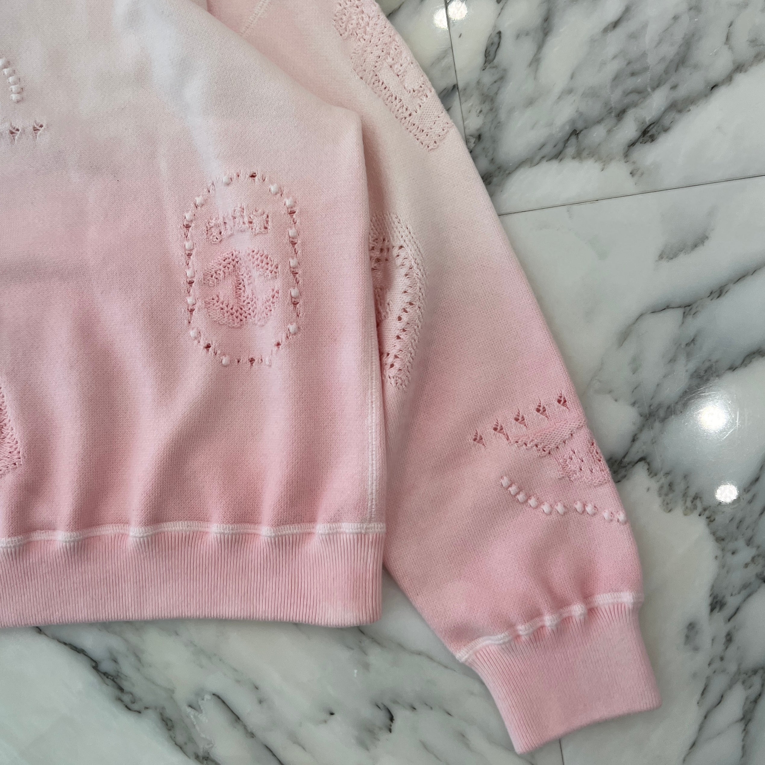 CHANEL Coco Mark Embroidery Gradient Cotton Pullover Hoodie P76494K10994 Size L シャネル ココマーク刺繍 グラデーション コットンプルオーバーフーディ プルオーバーパーカー サイズL