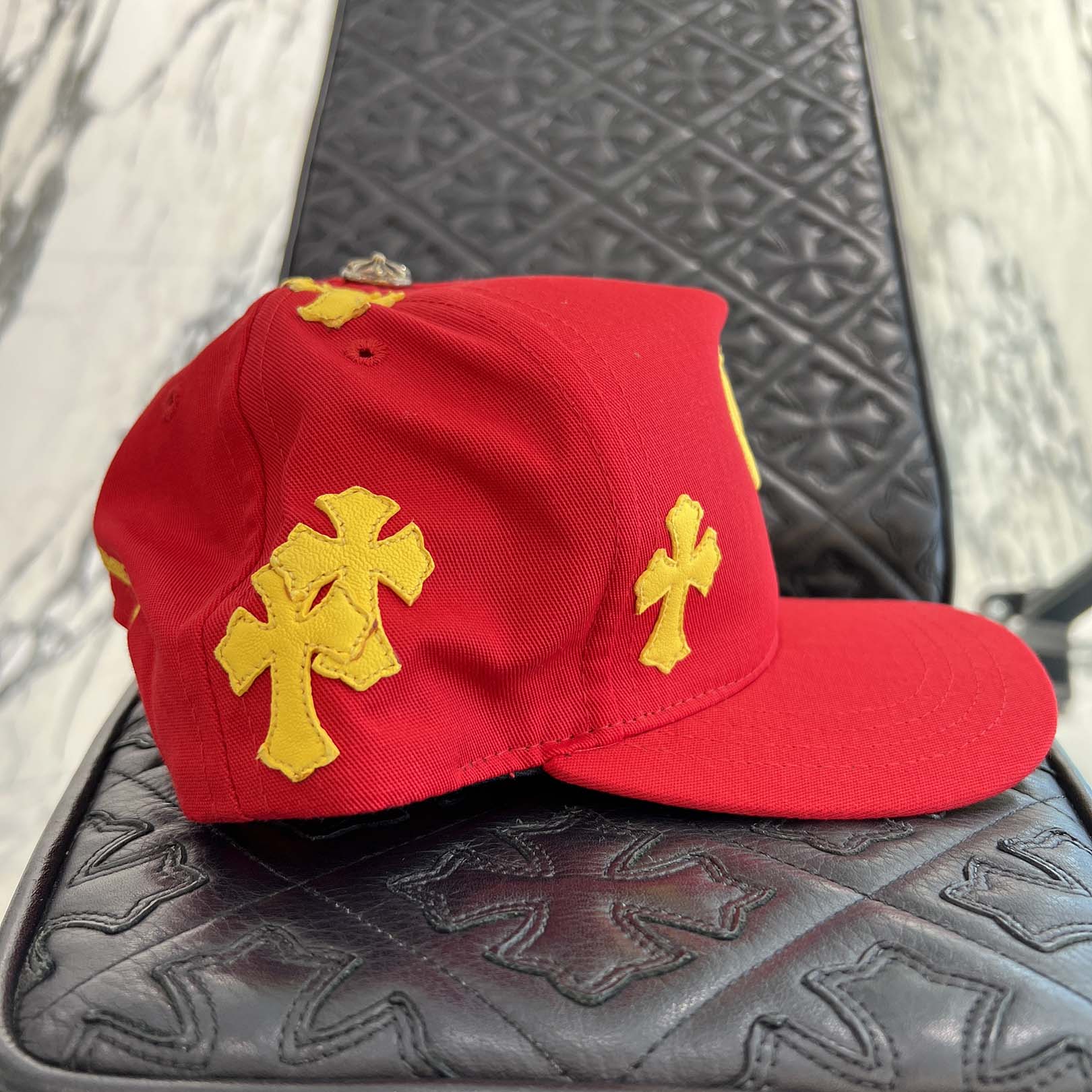 CHROME HEARTS Cemetery Cross Patch Trucker Cap ONE SIZE (53-60) クロムハーツ セメタリークロスパッチ トラッカーキャップ ONE SIZE (53-60)