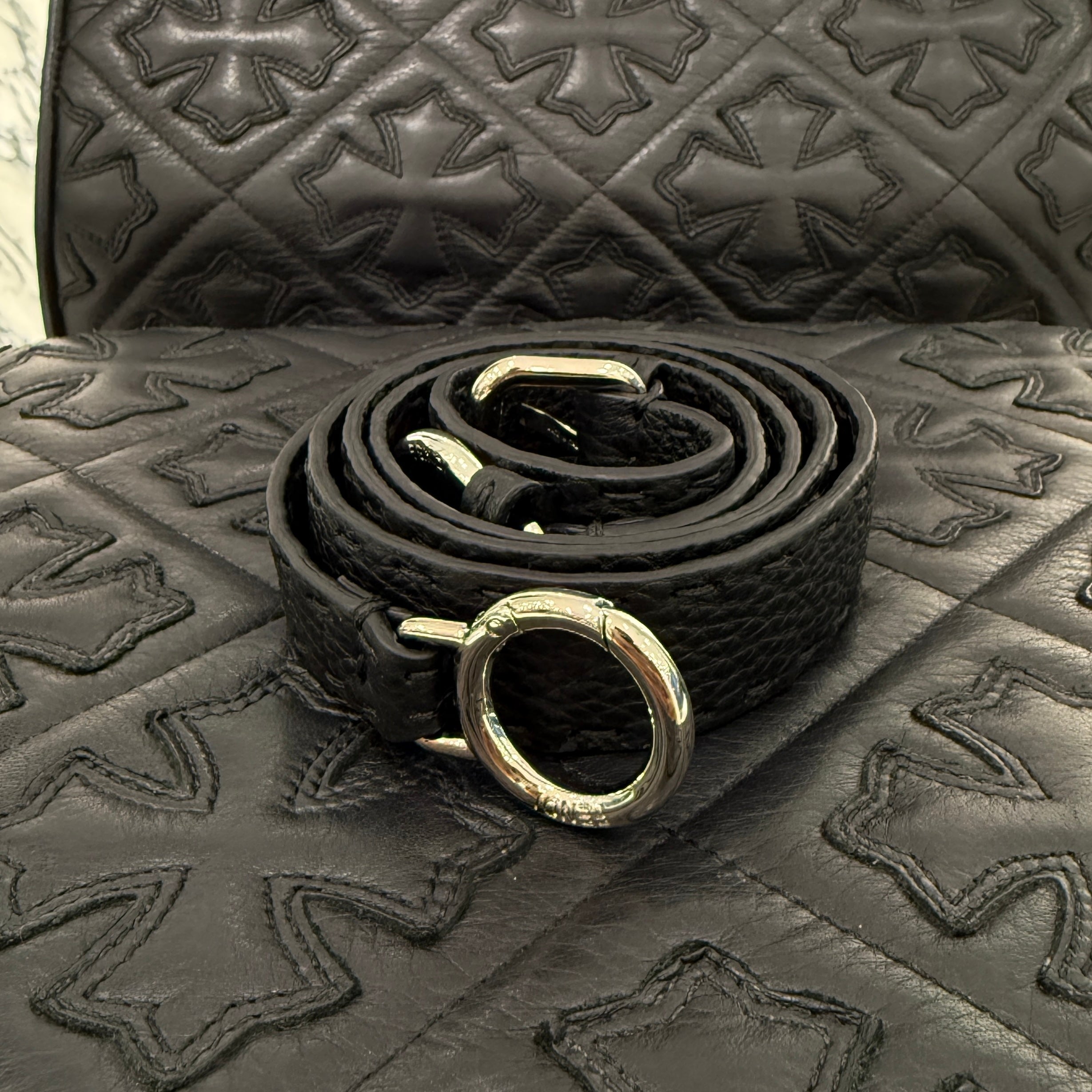 FENDI Peekaboo Medium Leather Hand Bag フェンディ ピーカブー ミディアム レザーハンドバッグ