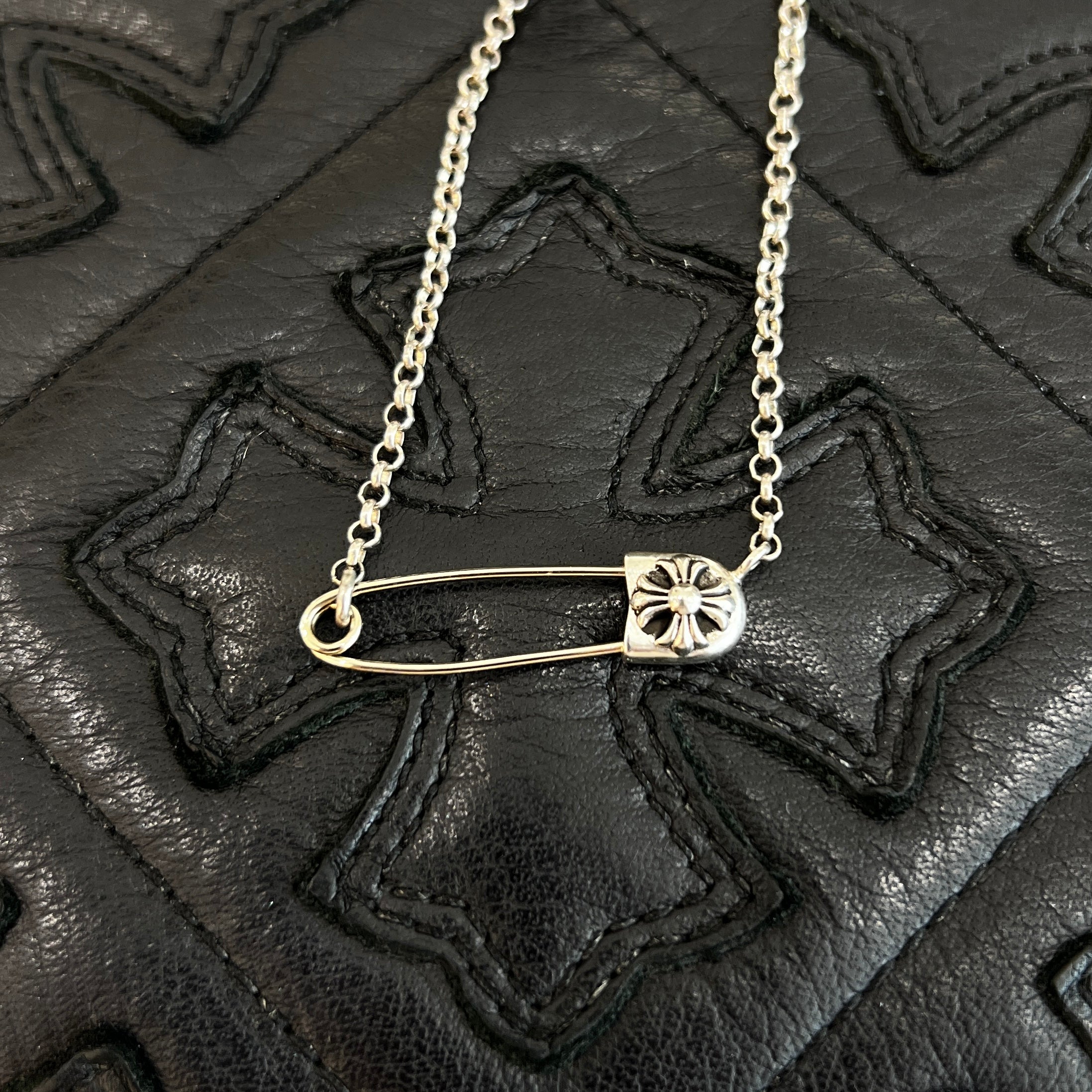 CHROME HEARTS Safety Pin Pendant Top Roll Chain Necklace Size 16 Inch クロムハーツ セーフティピン ペンダントトップ ロールチェーン ネックレス サイズ16インチ