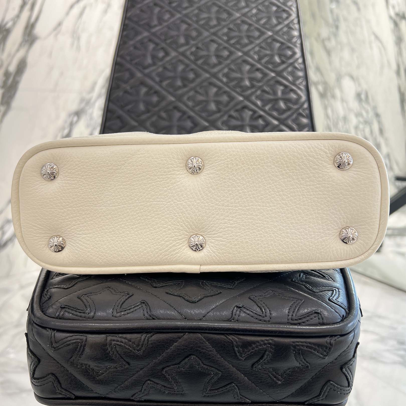 CHROME HEARTS Mini Slouch Silver Cross Leather Shoulder Bag クロムハーツ ミニ スラウチ シルバー クロス レザー ショルダーバッグ