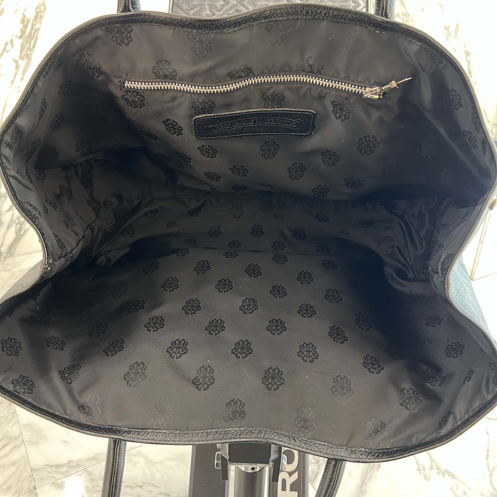 CHROME HEARTS 3 Cemetery Cross Patch FS Leather Tote Bag クロム
