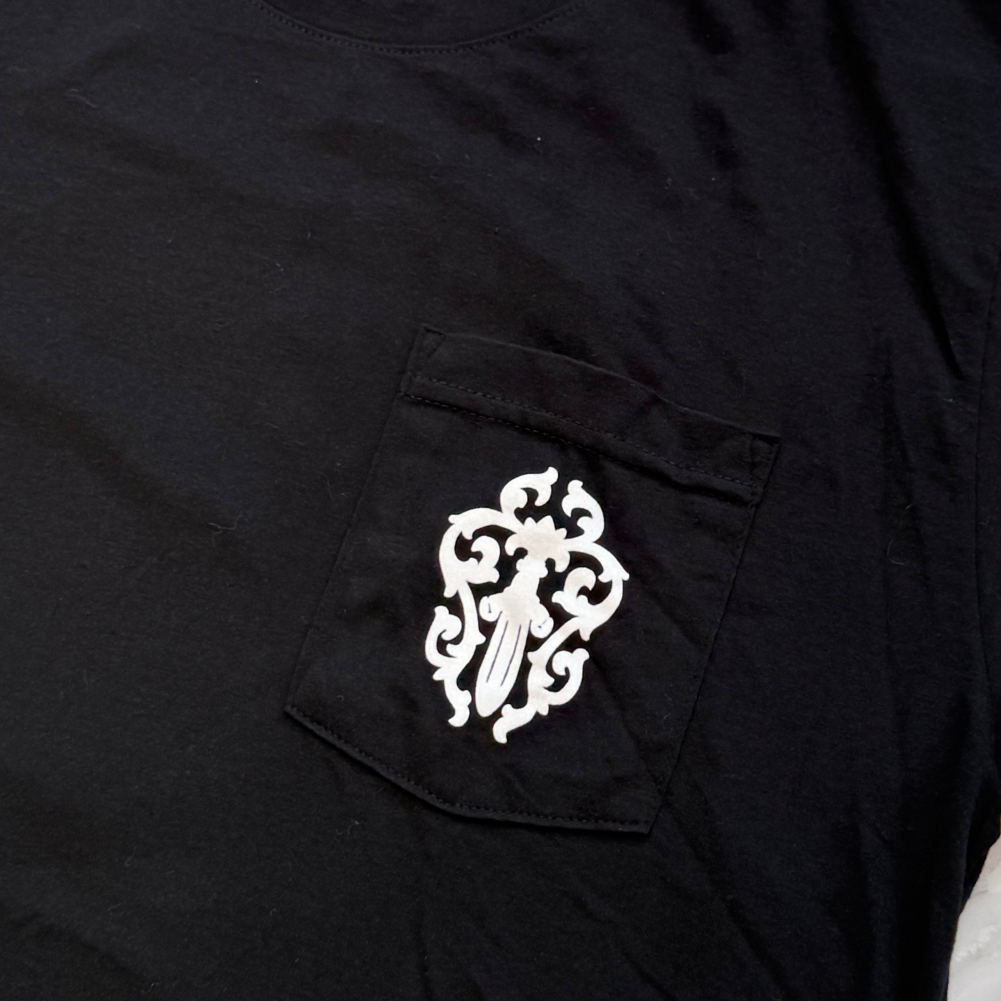 CHROME HEARTS Vertical Logo Half Vine Dagger Tee Size L クロムハーツ ヴァーティカルロゴ ハーフ ヴァインダガー Tシャツ サイズL