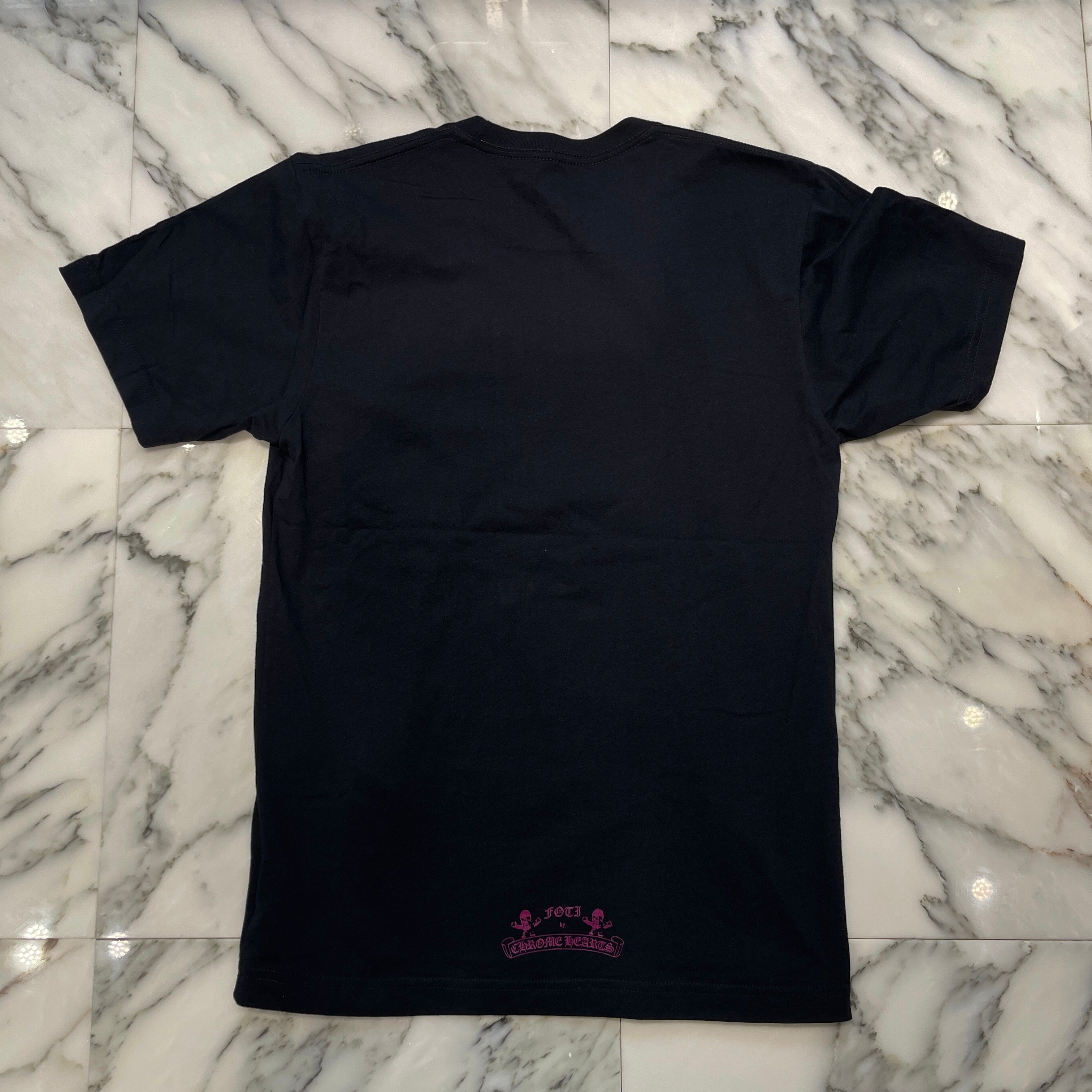 CHROME HEARTS FOTI Neon Purple Back Scroll Logo Tee Size L クロムハーツ フォティ ネオンパープル バックスクロール ロゴTシャツ サイズL