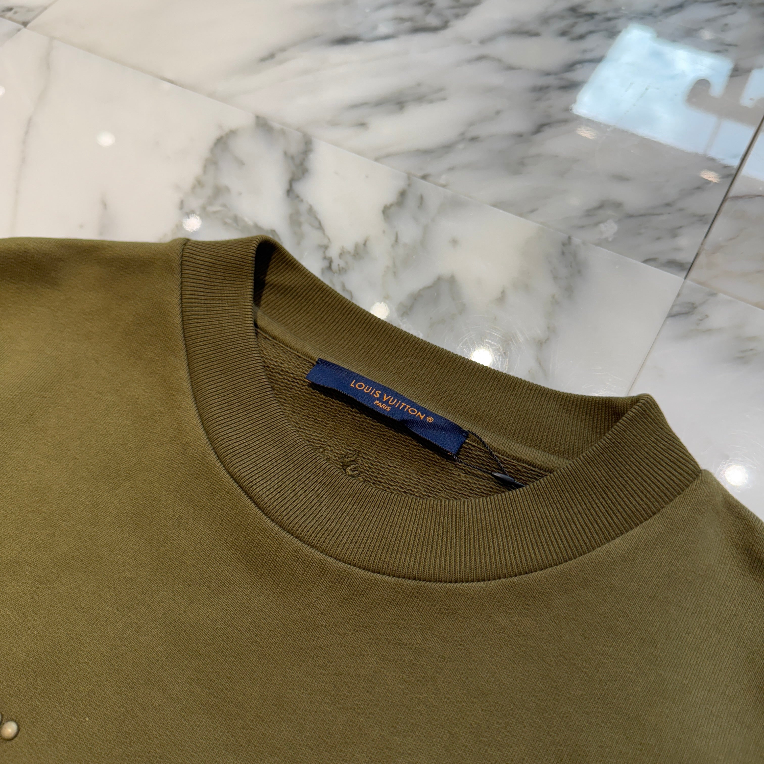 LOUIS VUITTON 2024SS Cotton Signature Logo Crewneck Sweat Shirt HQY88W Size S ルイヴィトン コットン シグネチャー ロゴ クルーネック スウェットシャツ サイズS