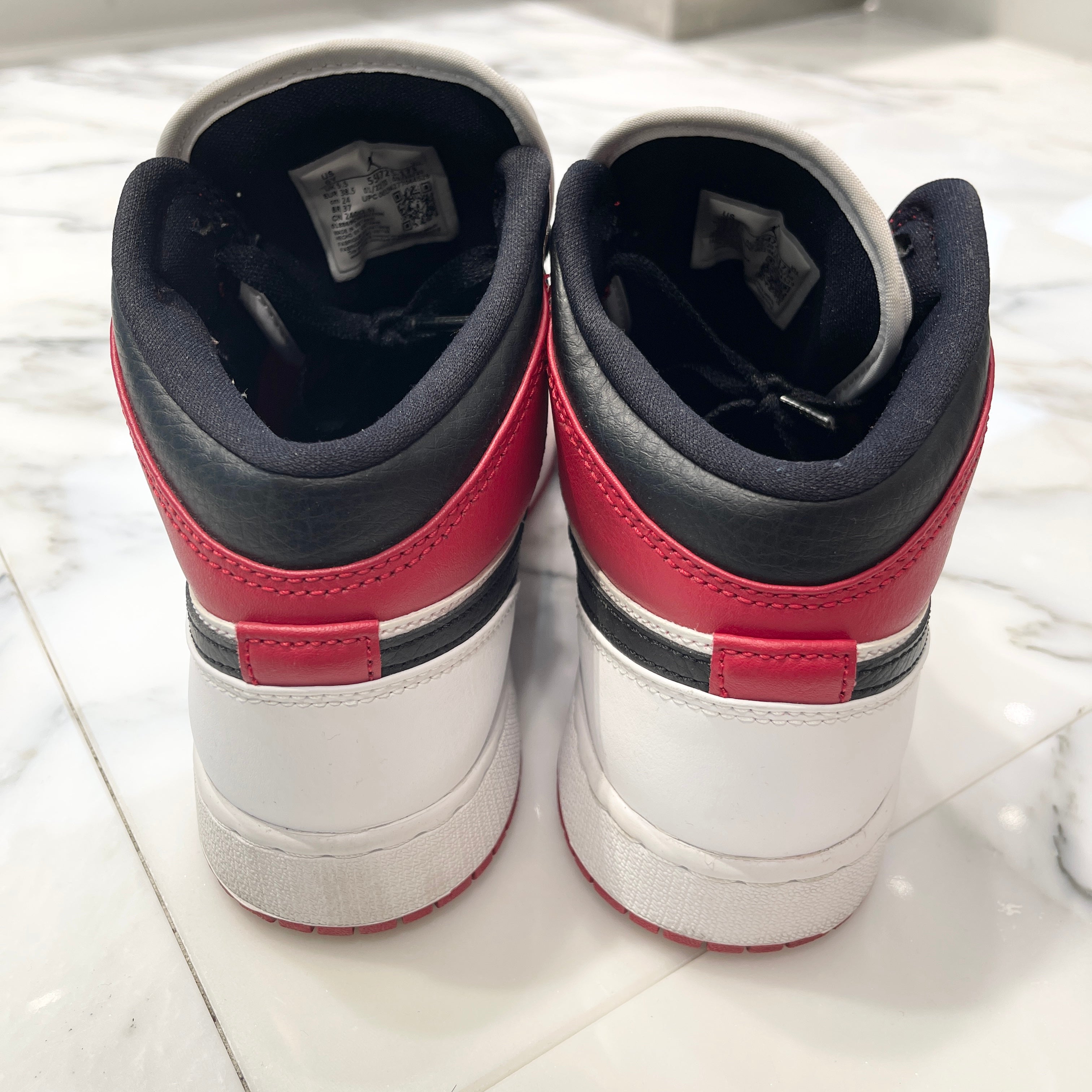 NIKE 2020AW AIR JORDAN 1 MID GS "GYM" RED 554725-173 Size US 6Y（24cm）ナイキ エアジョーダン 1ミッド GS "ジム レッド" スニーカー サイズUS 6Y（24cm）