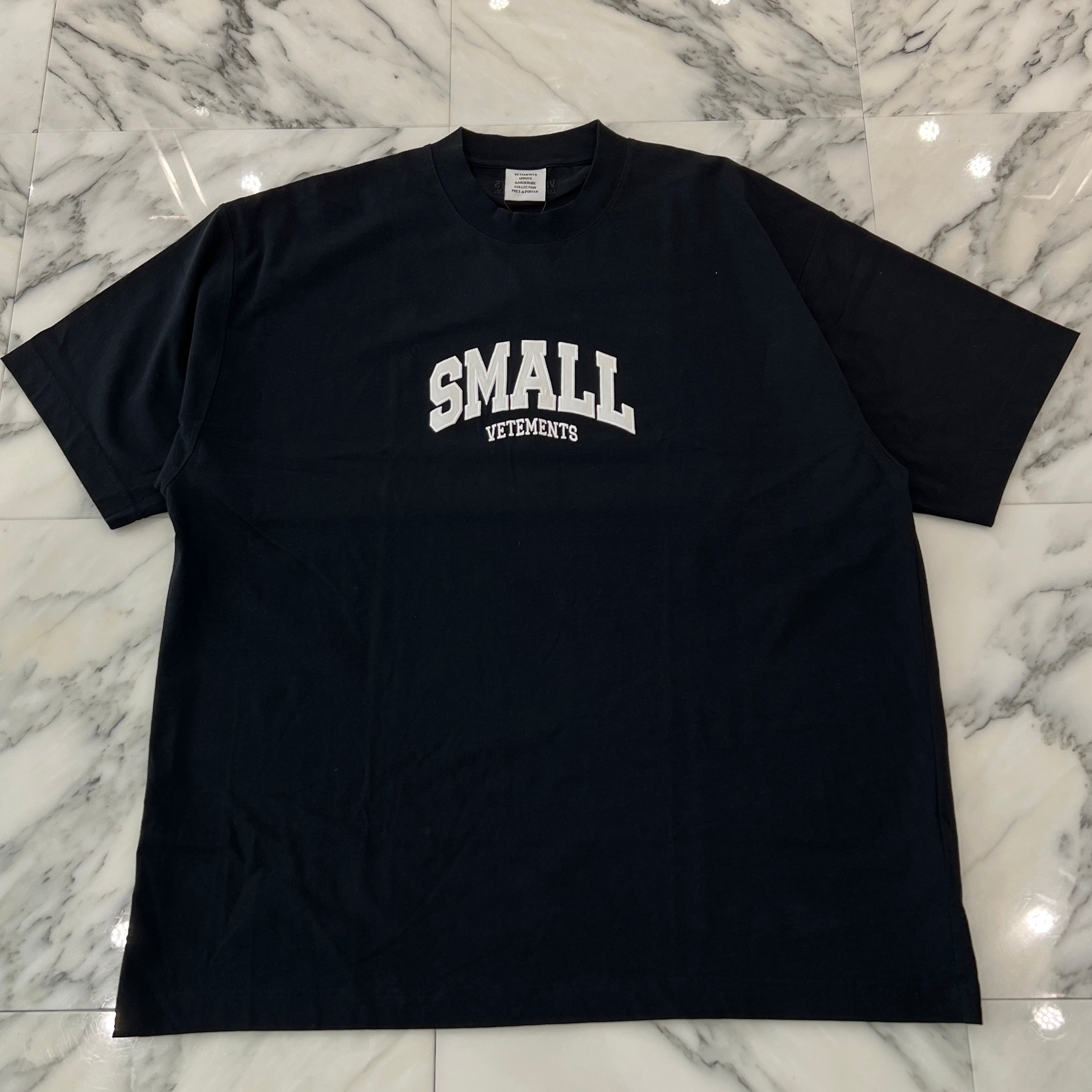 VETEMENTS 2023SS Small Logo Tee UE63TR800B Size OS ヴェトモン スモールロゴＴシャツ サイズOS