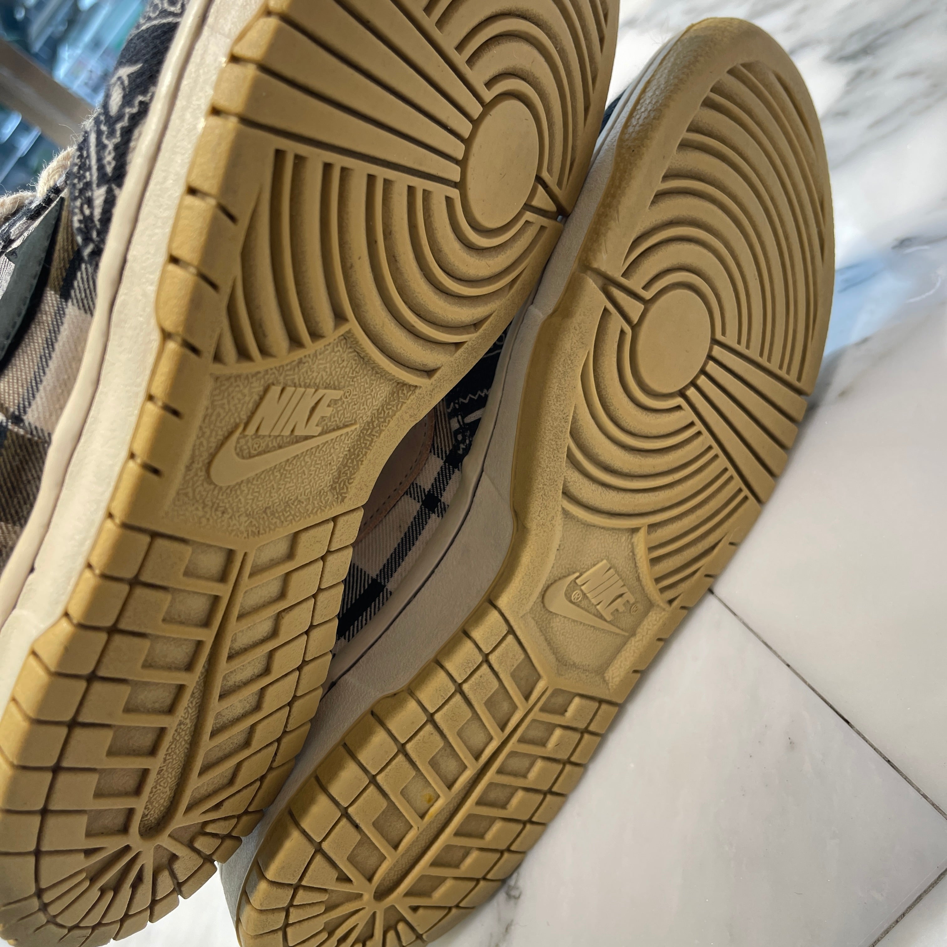 NIKE × Travis Scott 2022SS SB DUNK LOW Cactus Jack "Black / Parachute Beige" CT5053-001 Size US10.5（28.5cm）ナイキ × トラヴィススコット SB ダンクロウ カクタスジャック "ブラック/パラシュートベージュ" サイズUS10.5（28.5cm）