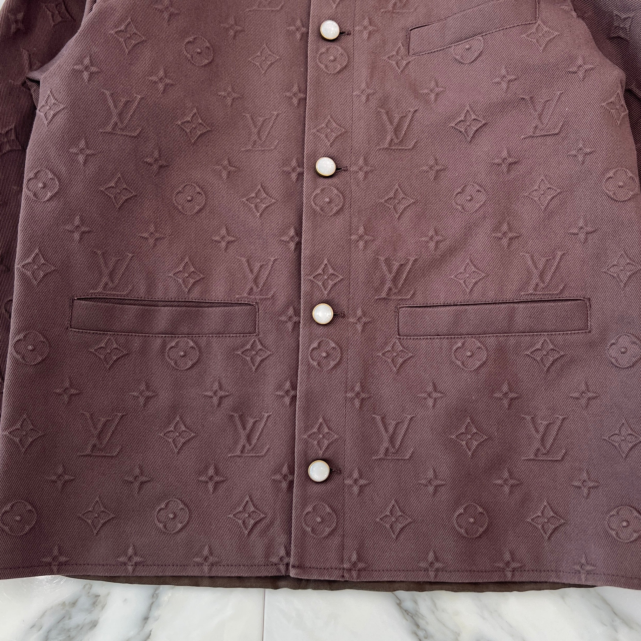 LOUIS VUITTON 2025SS Monogram Embossed Over Shirt 1AHBF4 Size 46 ルイヴィトン モノグラムエンボスドオーバーシャツ サイズ46