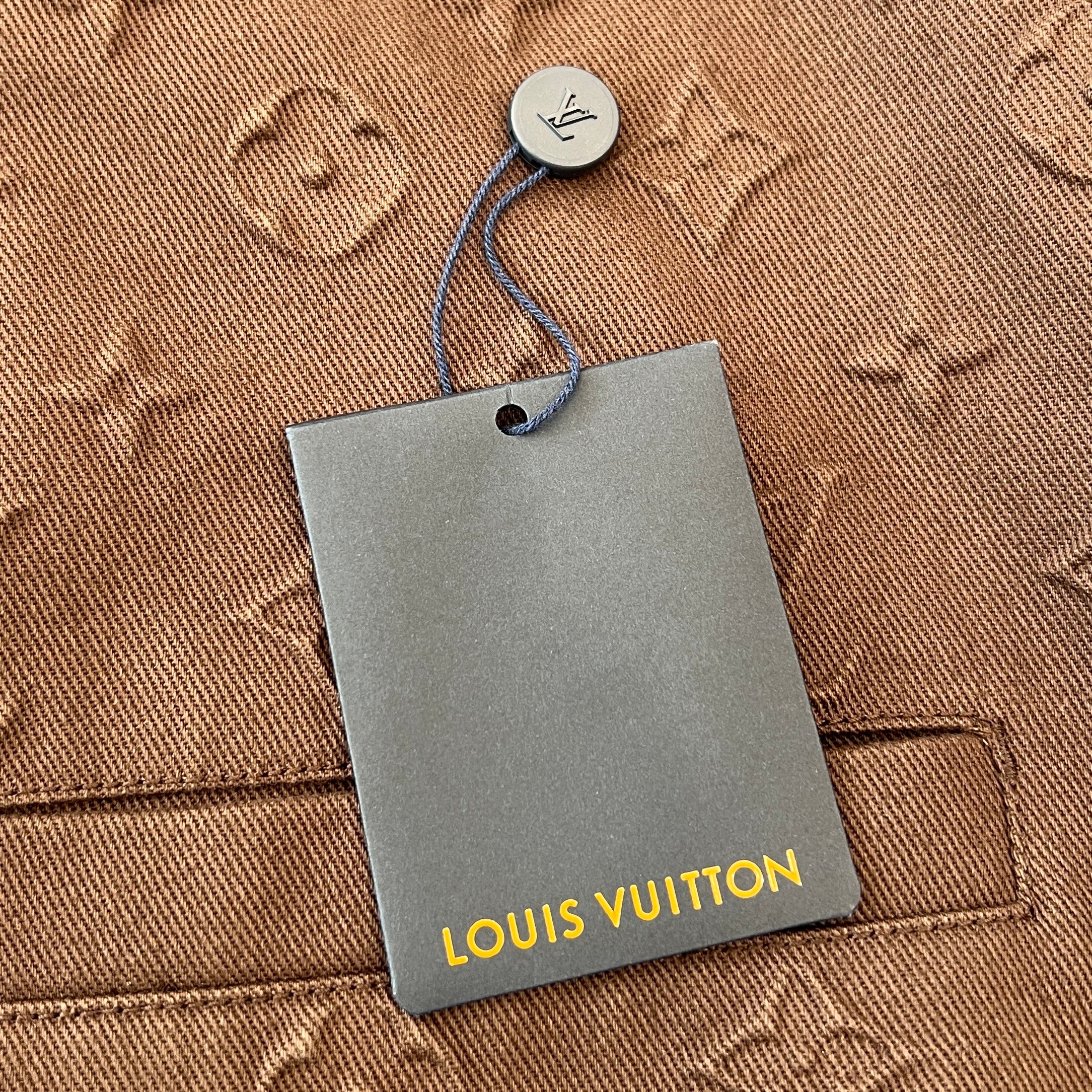 LOUIS VUITTON 2025SS Monogram Embossed Over Shirt 1AHBF4 Size 46 ルイヴィトン モノグラムエンボスドオーバーシャツ サイズ46