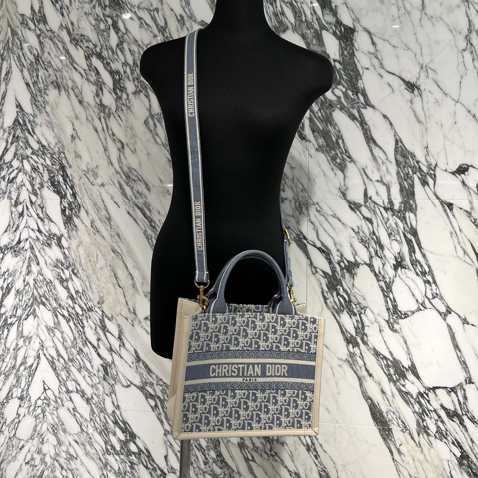 DIOR Oblique Book Tote Bag Small ディオール オブリーク柄 ブック