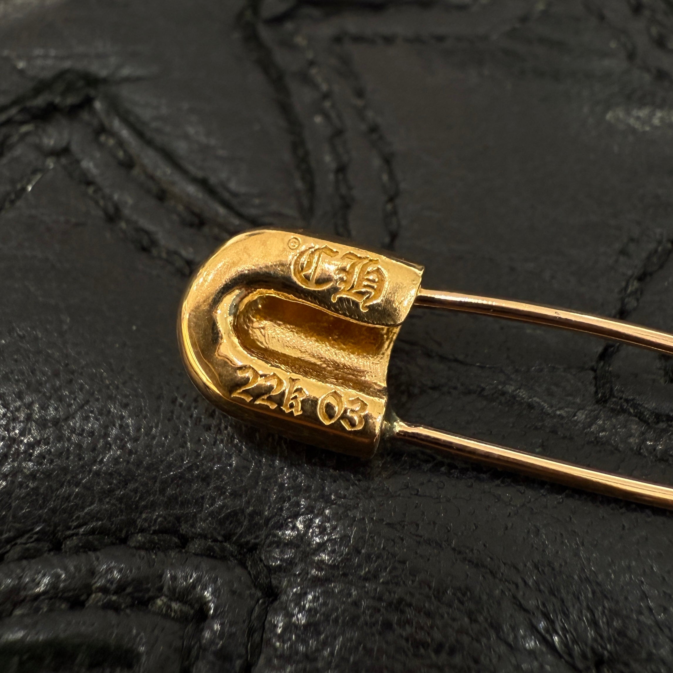 CHROME HEARTS 22K Safety Pin Earrings クロムハーツ 22K セーフティ ピン イヤリング ピアス