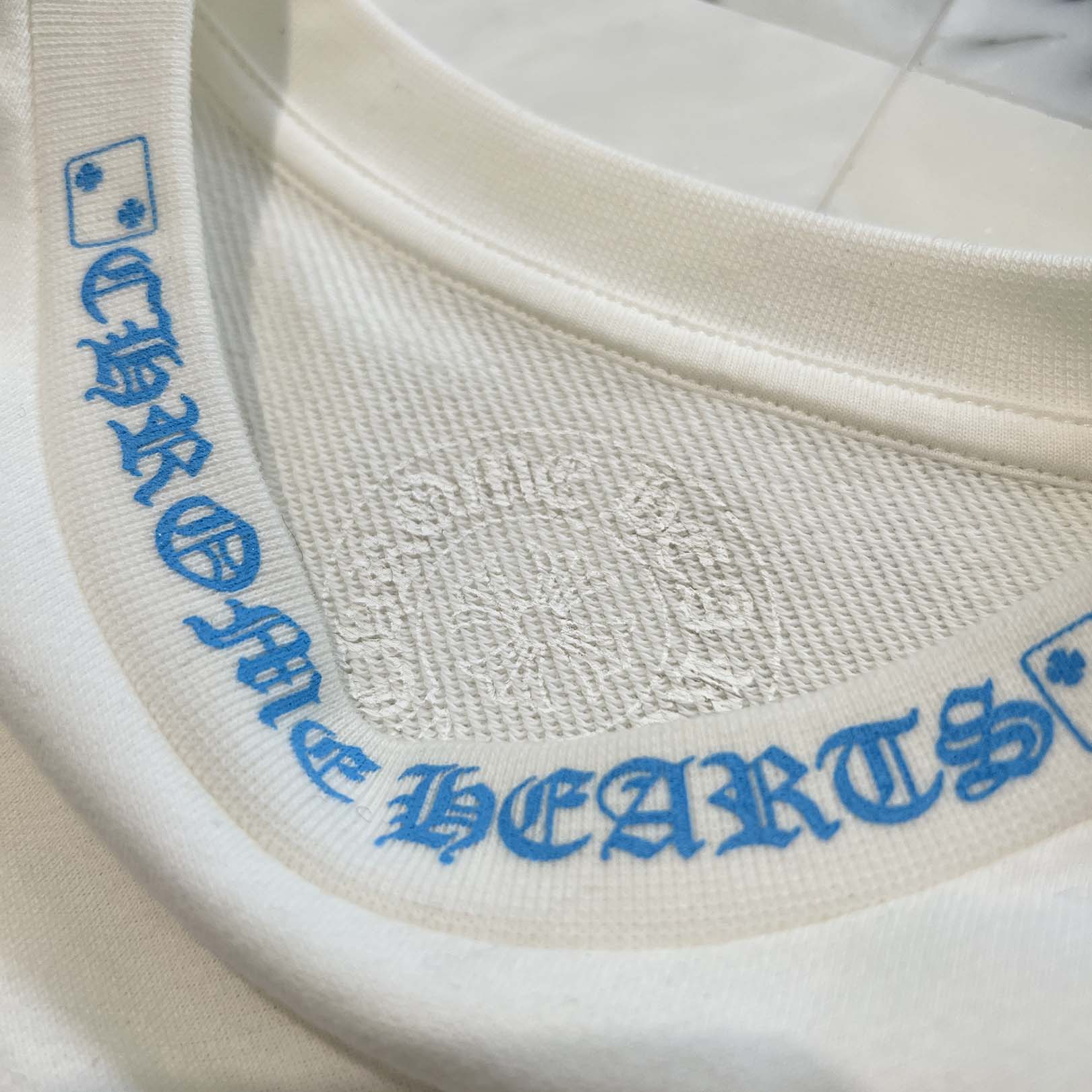 CHROME HEARTS Las Vegas Limited Fontainebleau Neck Logo Dice Print Crewneck Sweatshirt Size M クロムハーツ ラスベガス限定 フォンテンブロー ネックロゴ ダイスプリント クルーネックスウェットシャツ サイズM