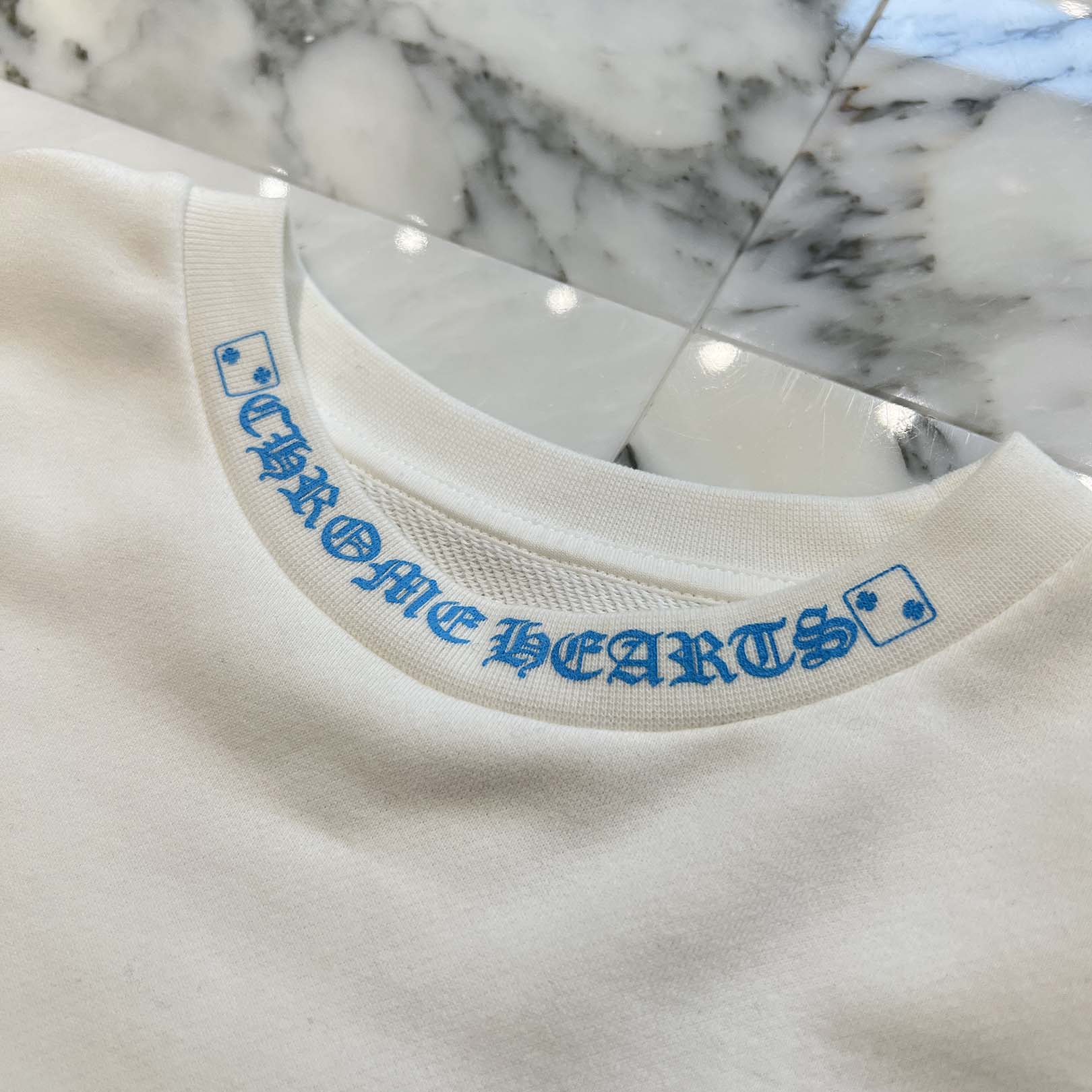 CHROME HEARTS Las Vegas Limited Fontainebleau Neck Logo Dice Print Crewneck Sweatshirt Size M クロムハーツ ラスベガス限定 フォンテンブロー ネックロゴ ダイスプリント クルーネックスウェットシャツ サイズM