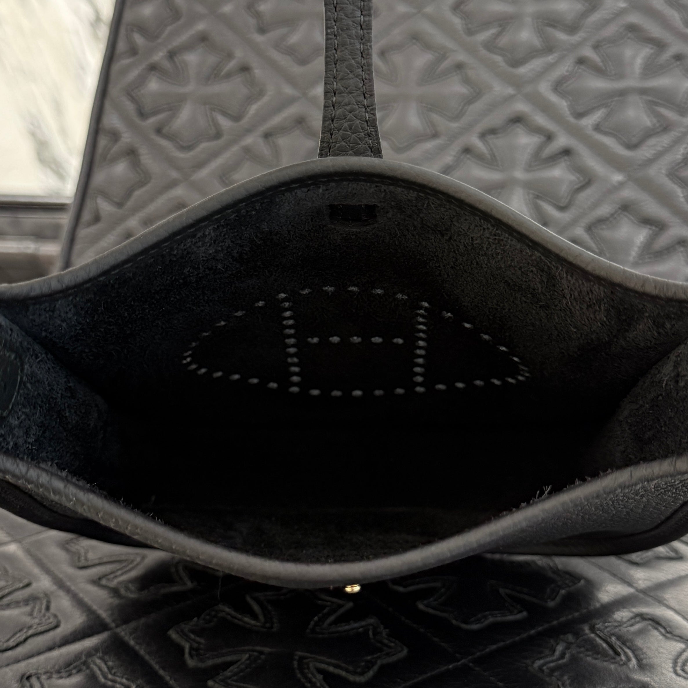 HERMES Evelyn Amazon TPM "NOIR" K刻印 エルメス エブリン アマゾン TPM "ノワール" レザーショルダーバッグ K刻印