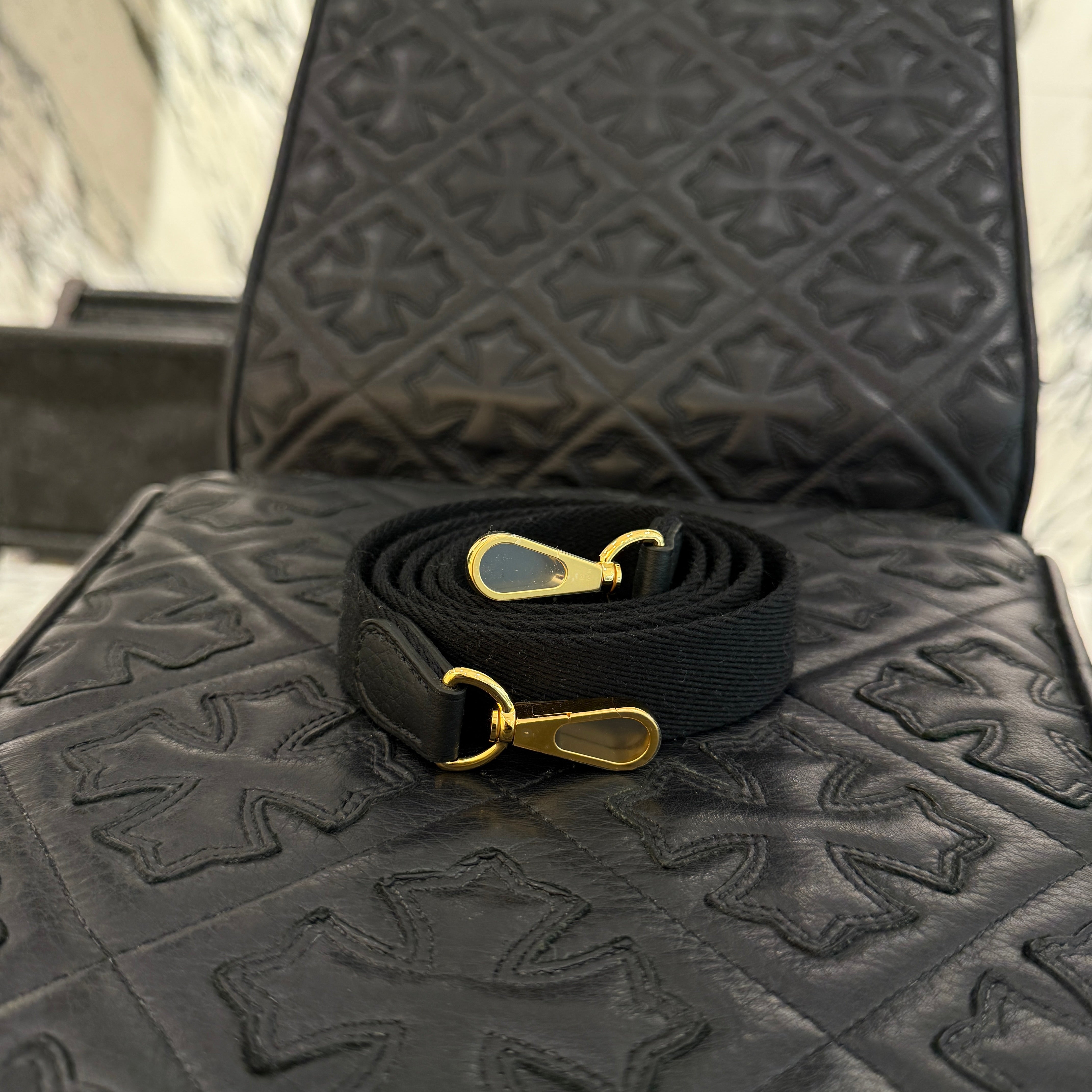 HERMES Evelyn Amazon TPM "NOIR" K刻印 エルメス エブリン アマゾン TPM "ノワール" レザーショルダーバッグ K刻印