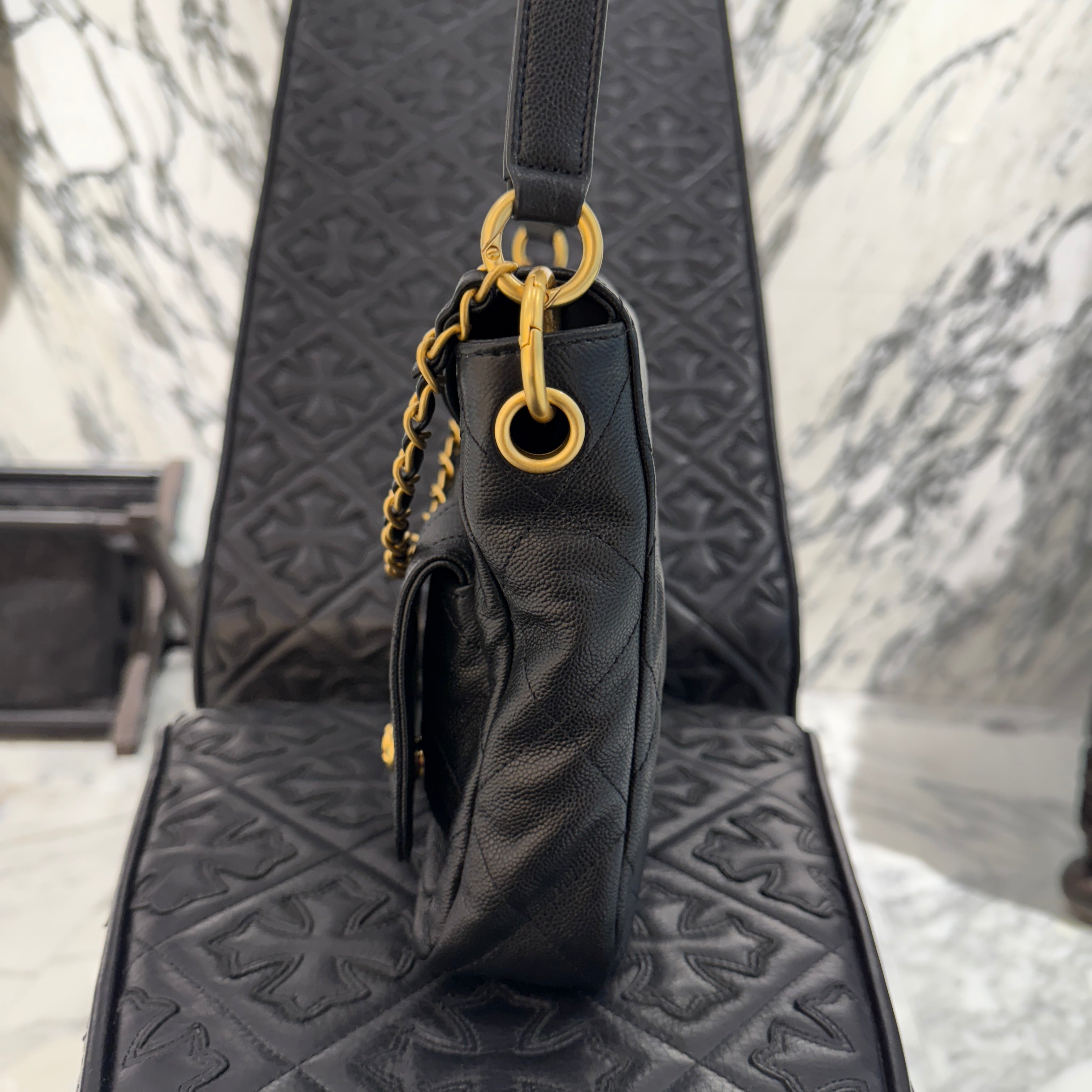 シャネル AS5384 ショルダーバッグ CHANEL 2025SS Multi Pocket HOBO Shoulder Bag AS5384 B19489 94305