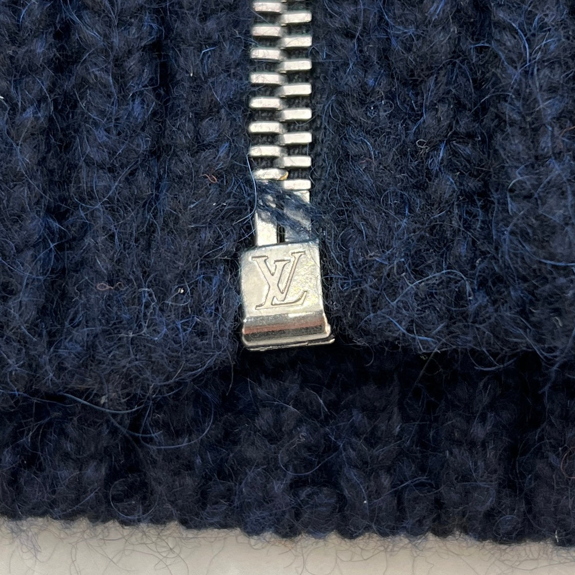 LOUIS VUITTON LV Zip Cashmere Knit Sweater Size M ルイヴィトン LV