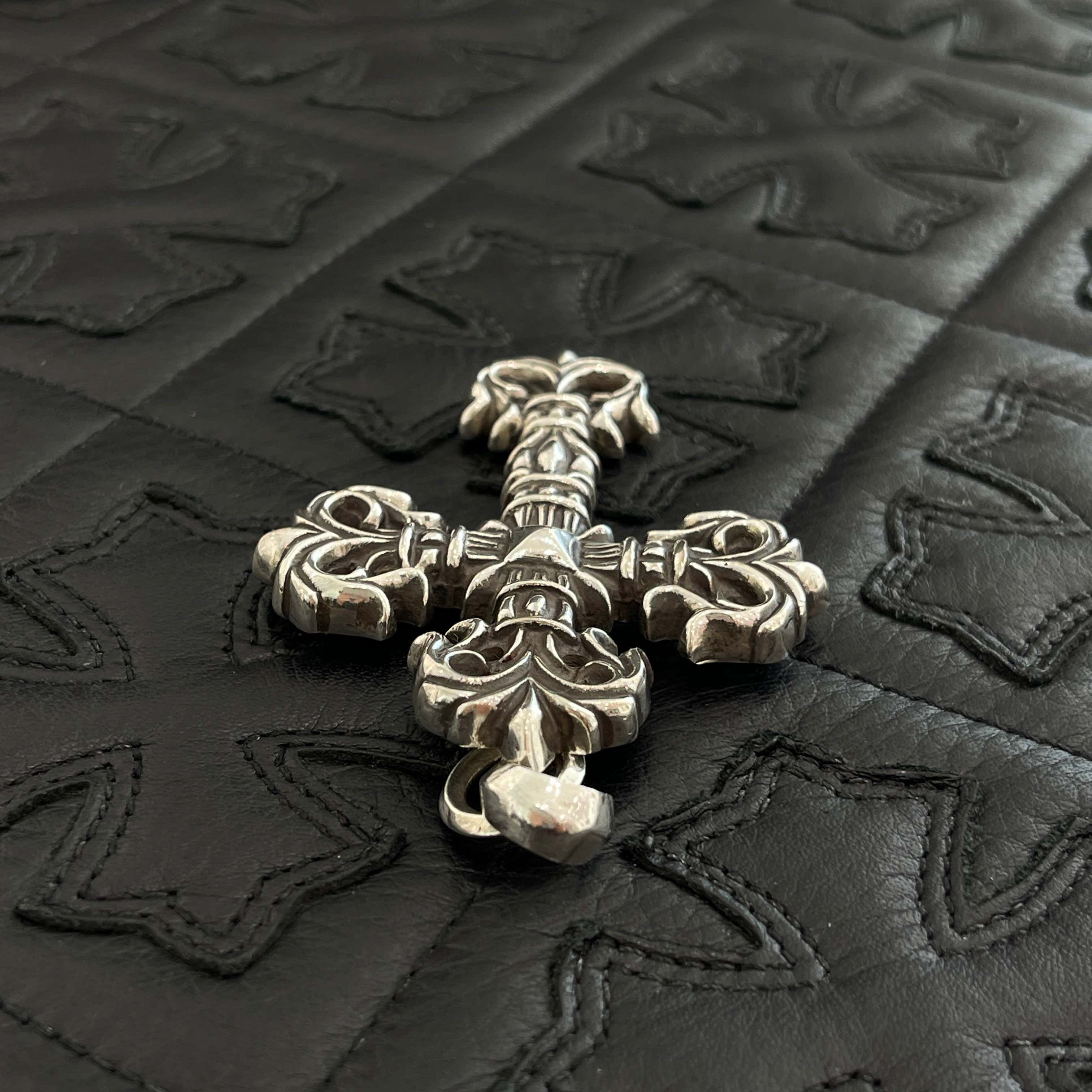 CHROME HEARTS Extra Larger Filigree Cross Shilver Pendent Top