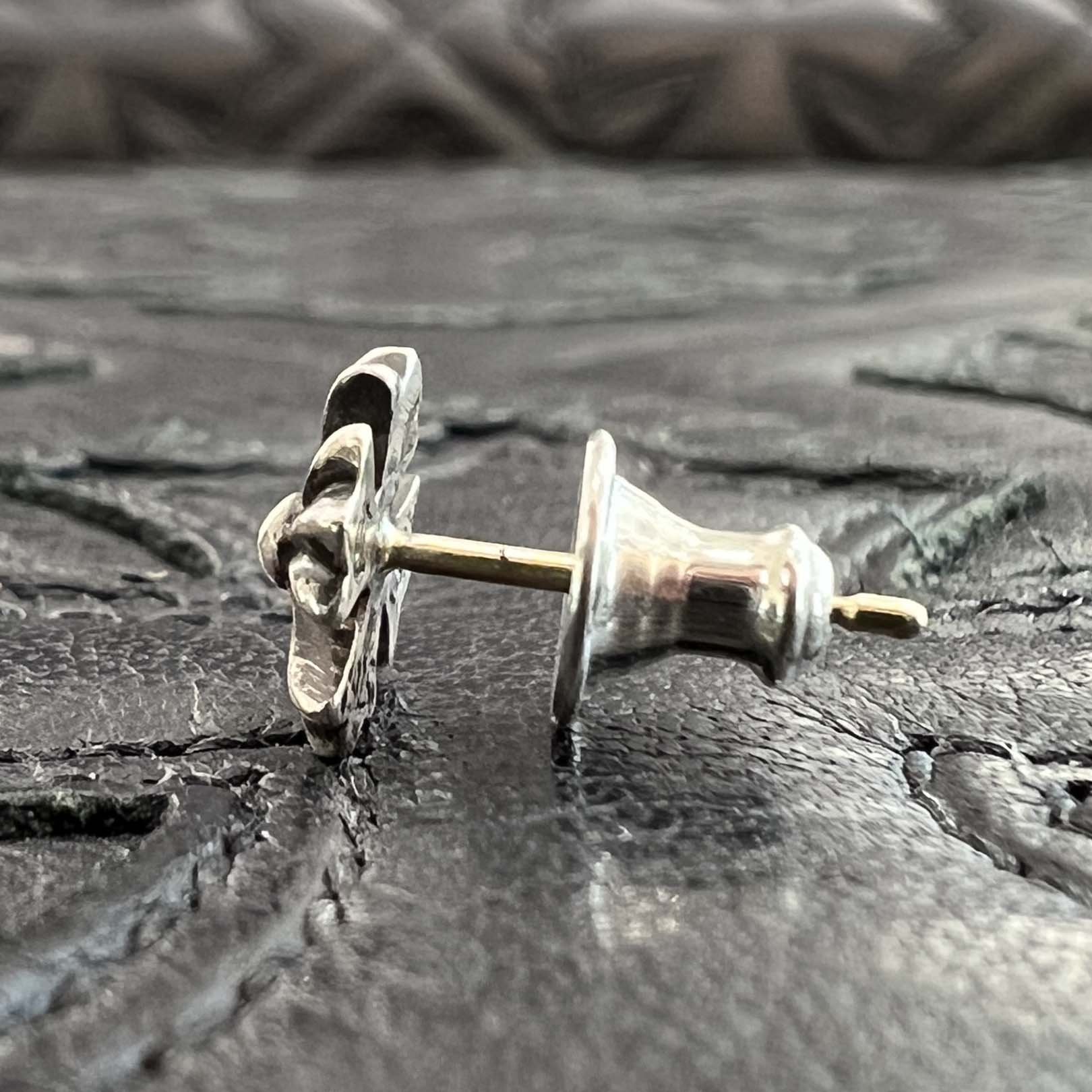 CHROME HEARTS CH Plus Cross Stud Earring クロムハーツ CHプラス クロス スタッズ イヤリング ピアス