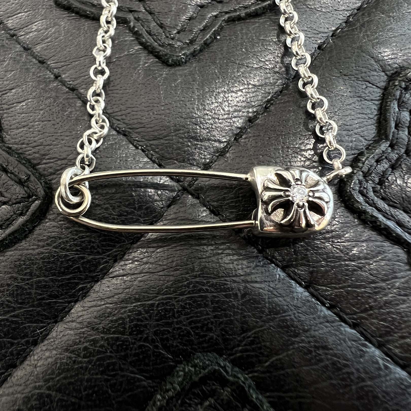 CHROME HEARTS Safety Pin Pendant Top 1 Diamond Roll Chain Necklace