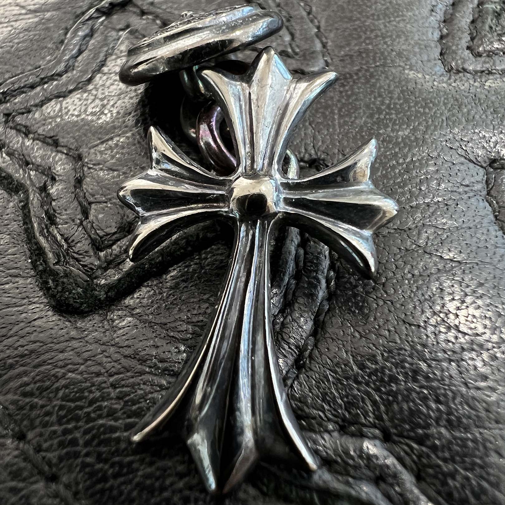 CHROME HEARTS Tiny CH Cross Horseshoe Cuffs クロムハーツ タイニーCHクロス ホースシュー カフス