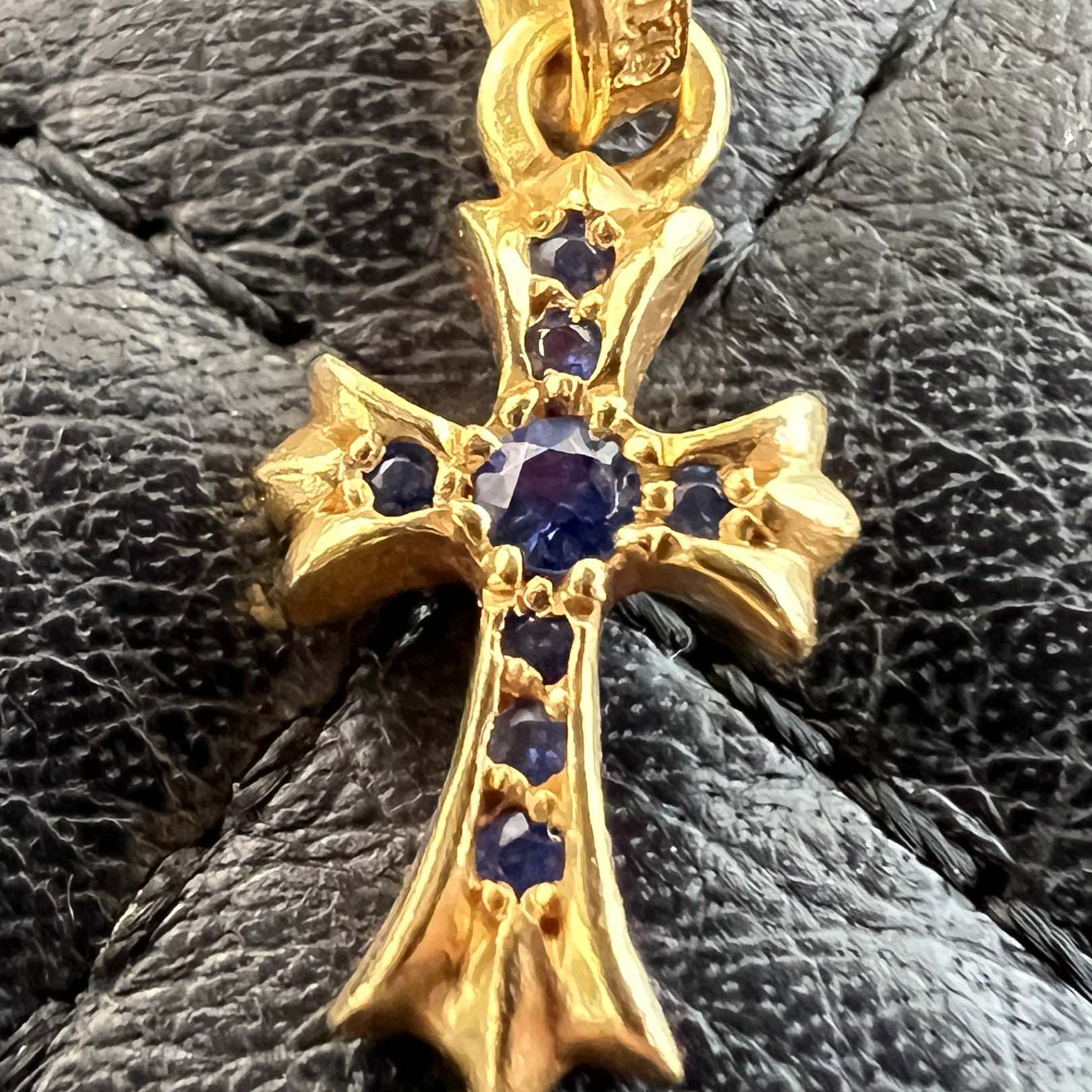 CHROME HEARTS 22K Baby Fat Cross Pave Blue Sapphire Pendant Top クロムハーツ 22K ベビーファット クロス パヴェ ブルーサファイア ペンダントトップ