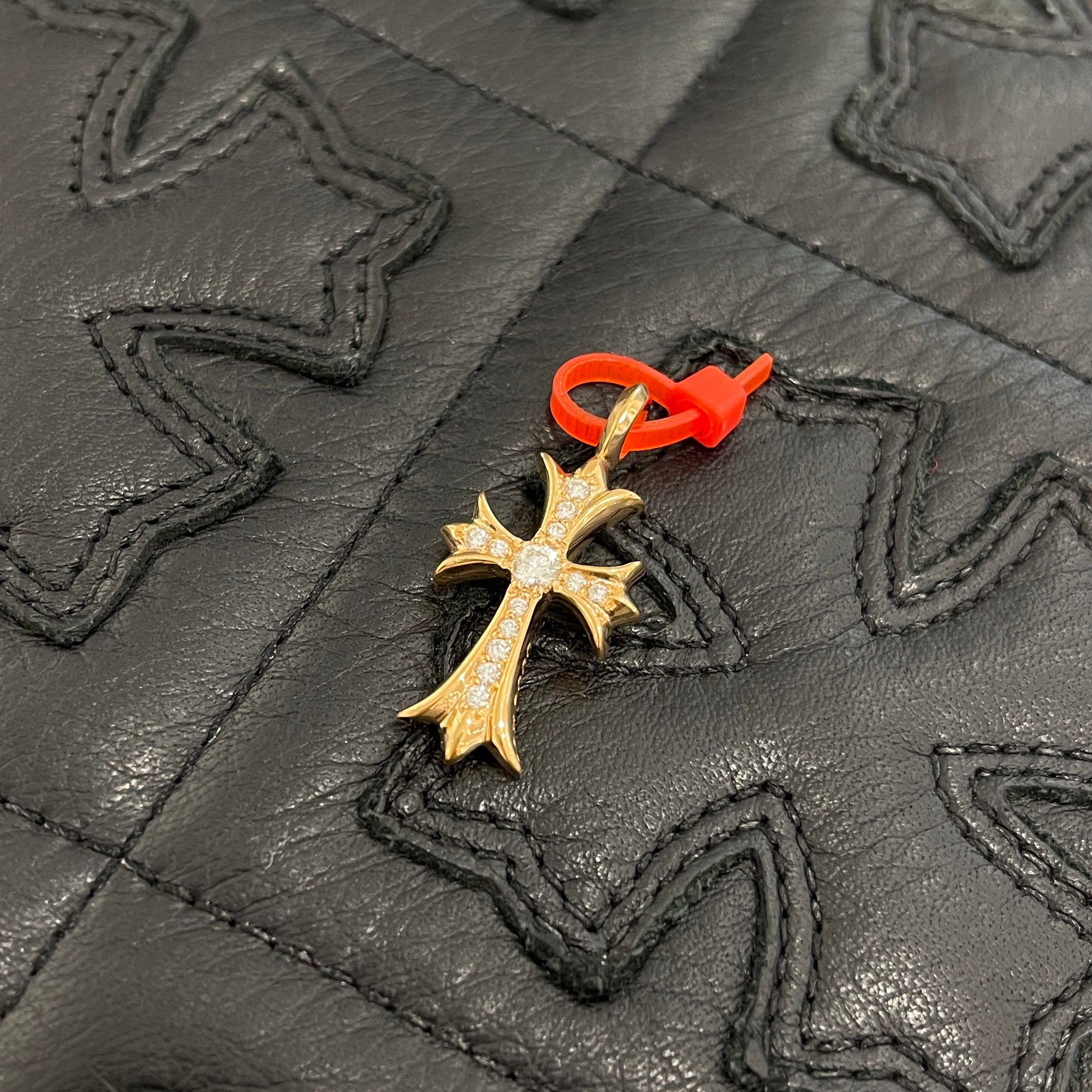 CHROME HEARTS 22K Tiny Fat Cross Pave Diamond Pendant Top クロムハーツ 22K タイニーファットクロス パヴェダイヤモンド ペンダントトップ