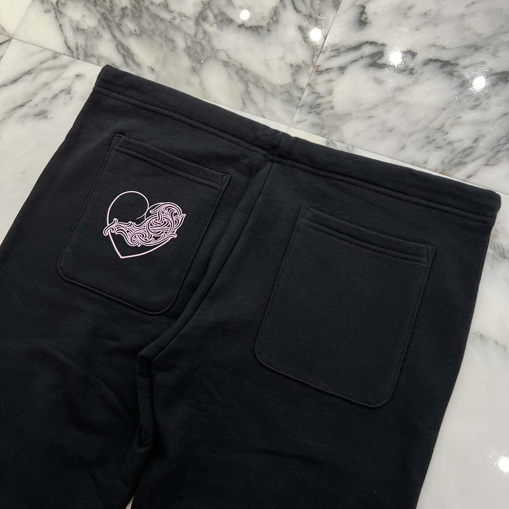 CHROME HEARTS × DEADLLY DOLL 2025AW Vine Dagger Floral Cross Sweat Long Pants Size M クロムハーツ×デッドリードール ヴァインダガー フローラルクロス スウェットロングパンツ サイズM