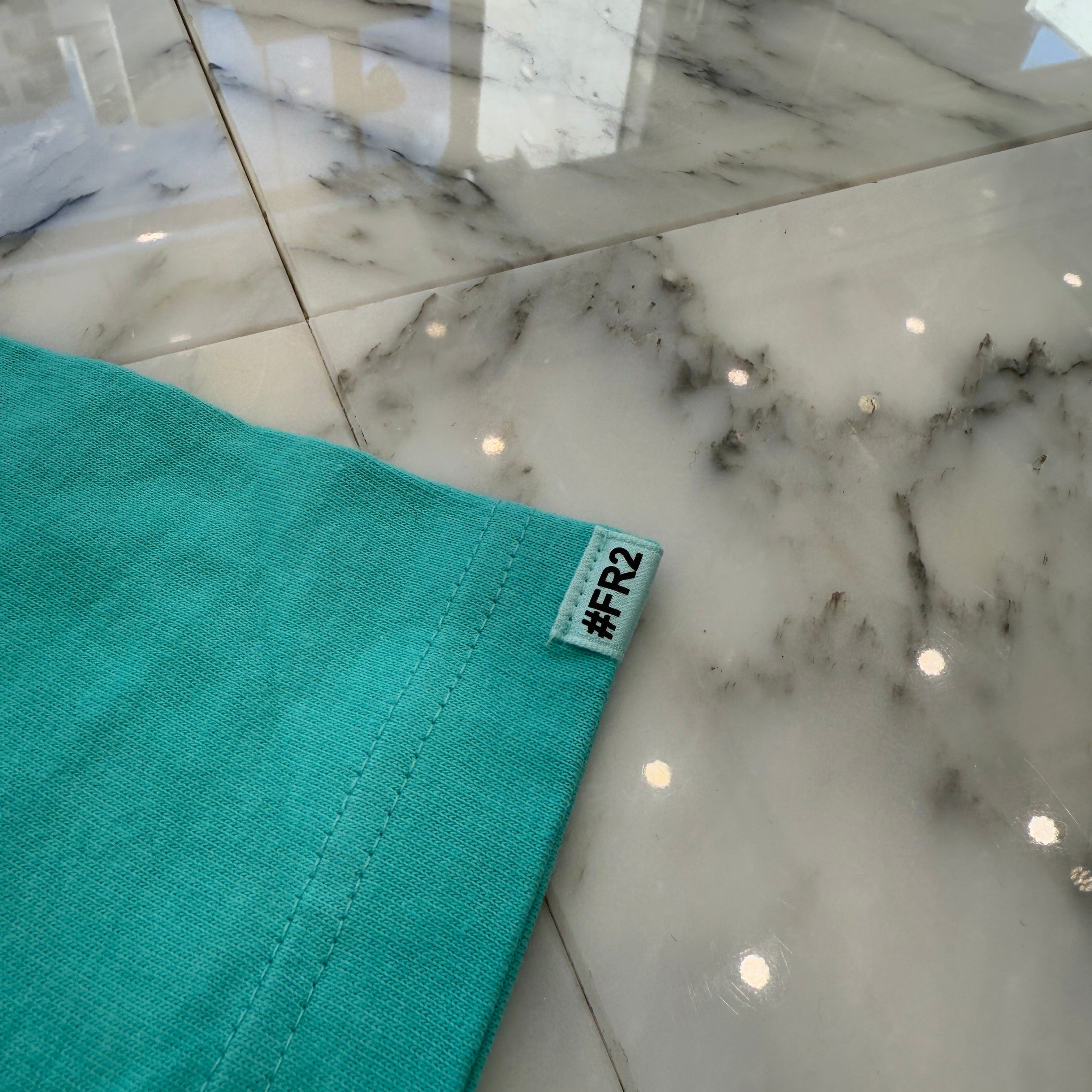 ♯FR2 OKINAWA Limited Getto Hand Bra Tee FRC2568 Size M ♯FR2 沖縄限定 ゲットー ハンドブラ Tシャツ サイズM