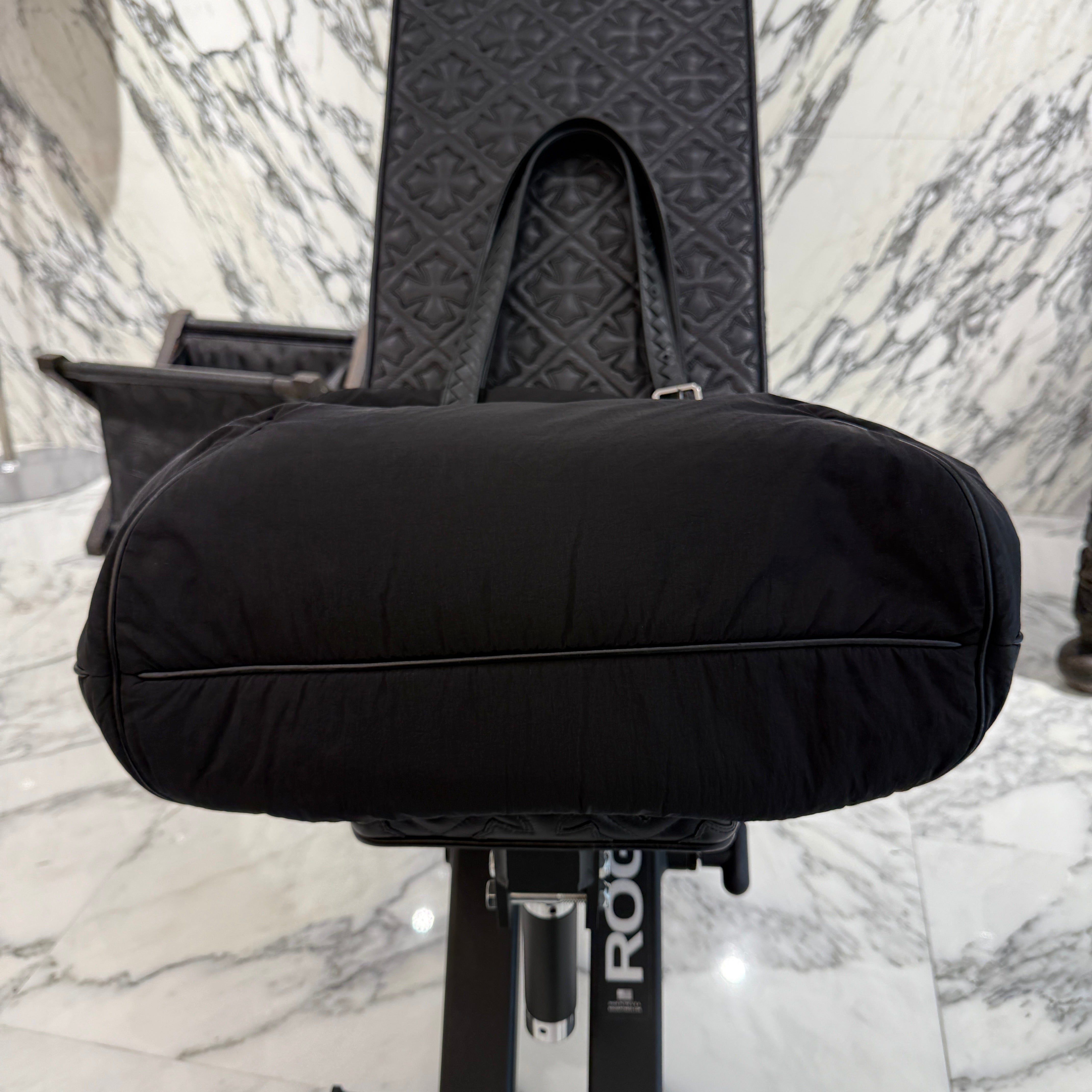 BOTTEGA VENETTA Crossroad Buckle Tote Bag 776201VCQGC8803 ボッテガヴェネタ クロスロード バックル トートバッグ