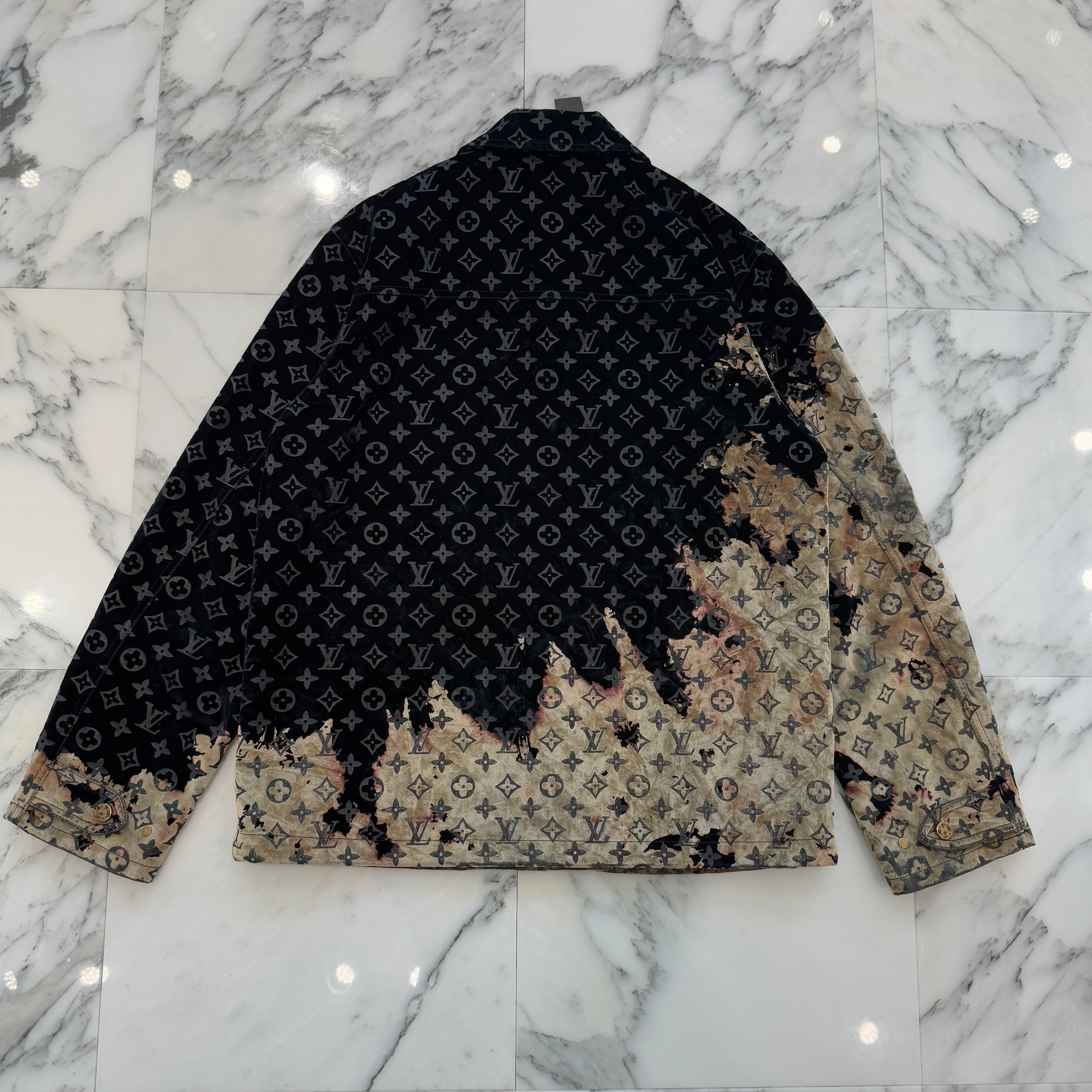 LOUIS VUITTON 2024SS Monogram Denim Jacket 1AF758 Size 48 ルイヴィトン モノグラム デニムジャケット サイズ48