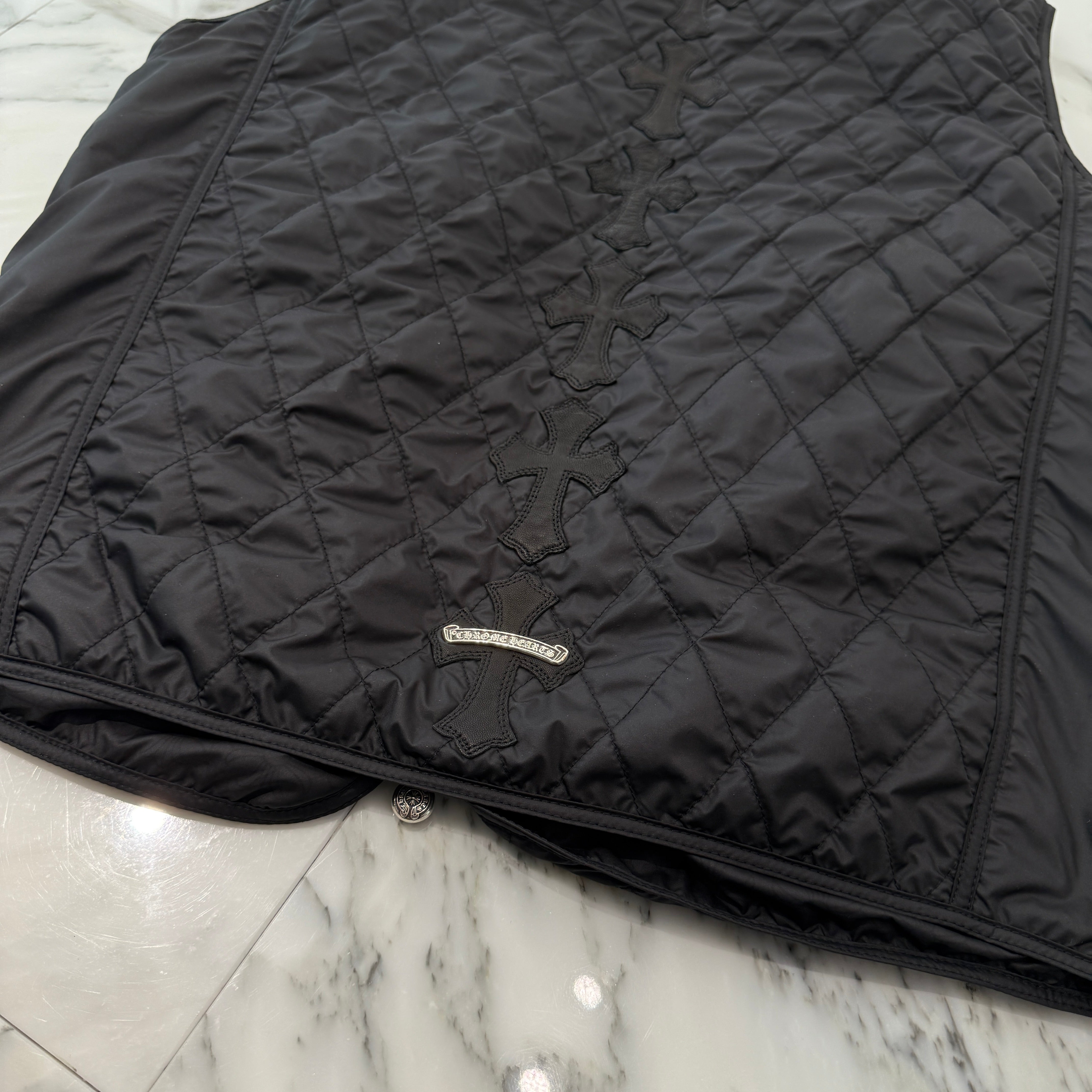 CHROME HEARTS Papa Leather Cross Patch Quilting Vest Size M クロムハーツ パパ レザークロスパッチ ベスト サイズM